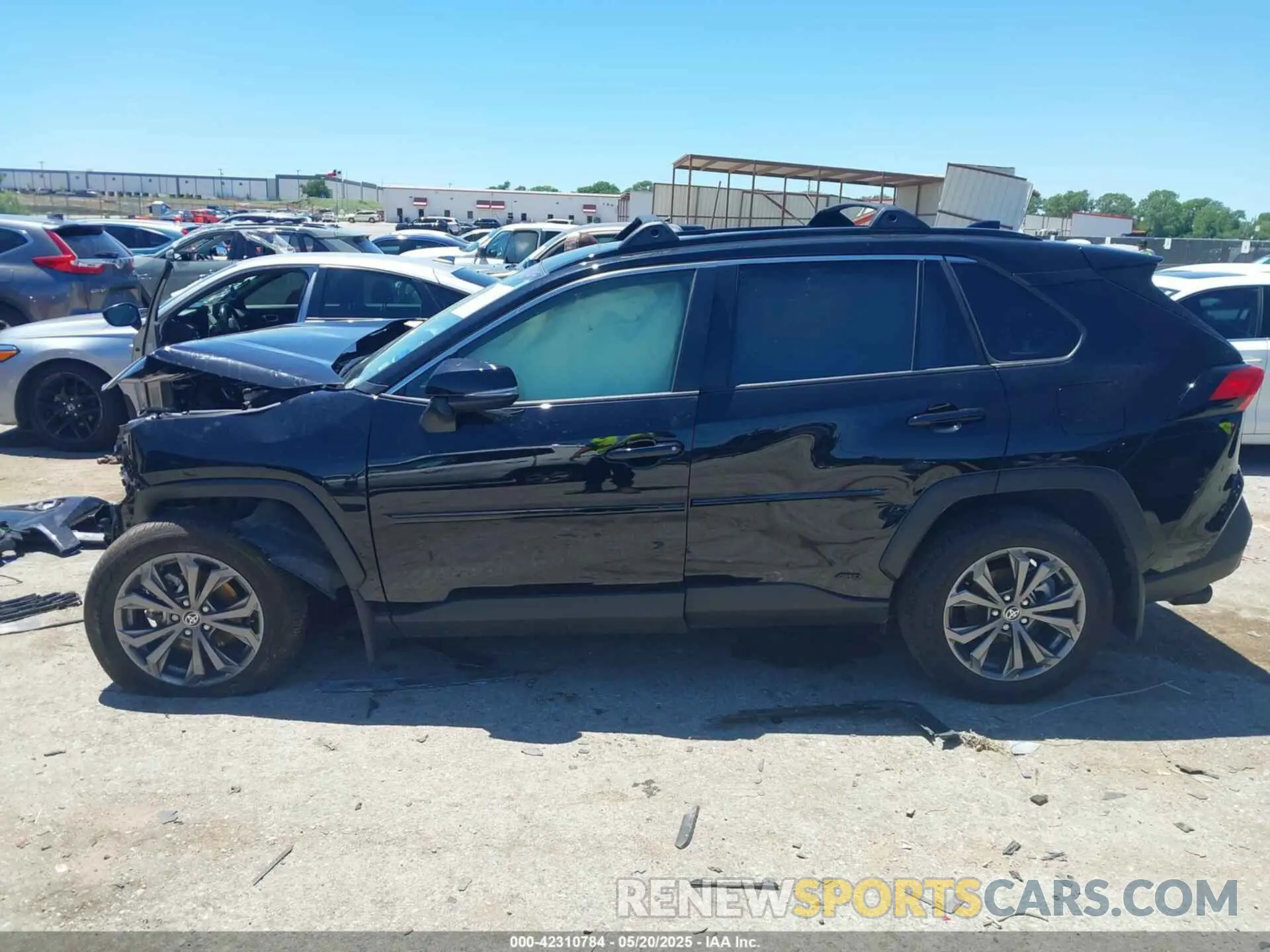 14 fotografías del automóvil dañado JTMB6RFVXSD154287 TOYOTA RAV4 HYBRID 2025