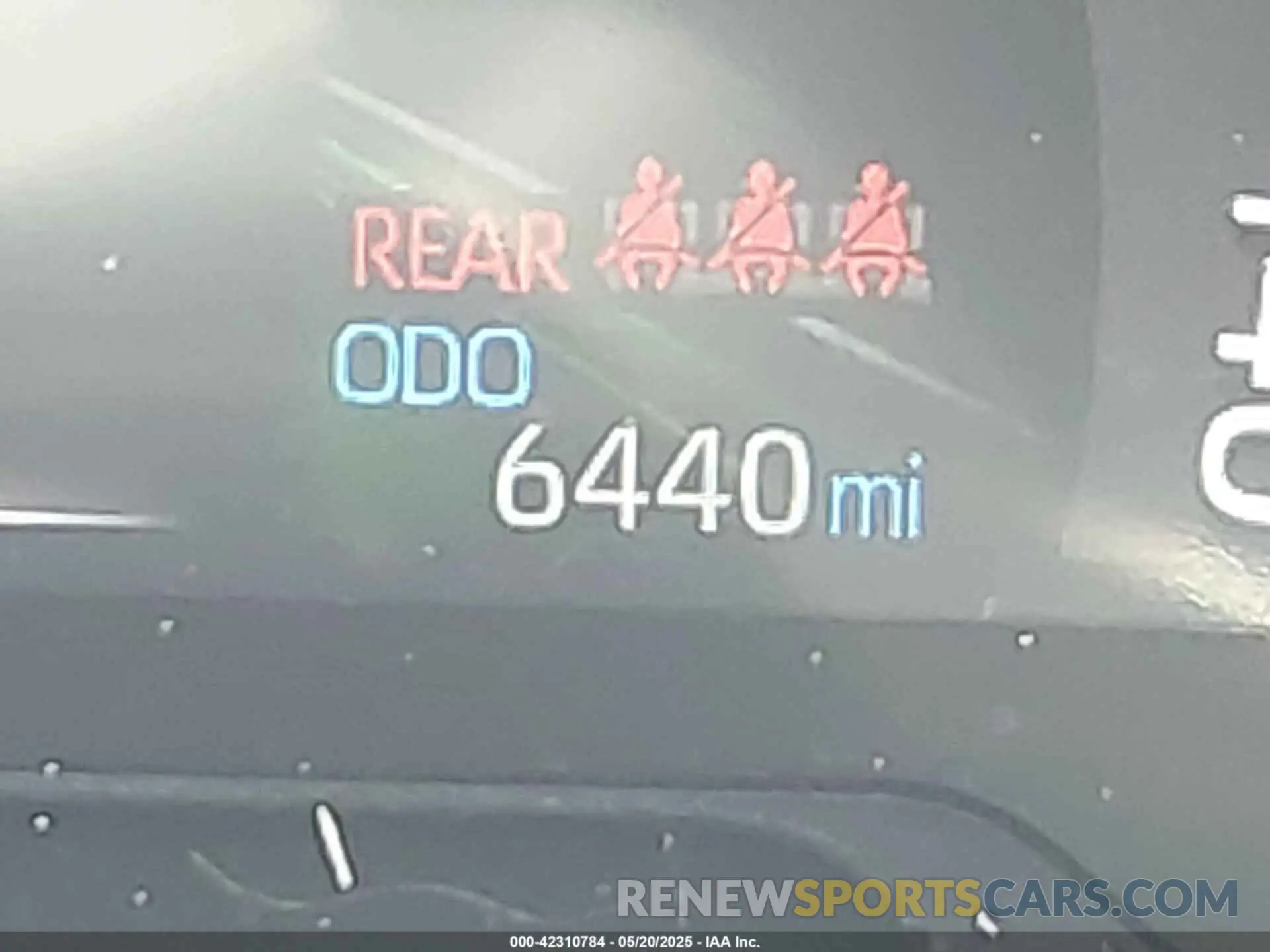 15 fotografías del automóvil dañado JTMB6RFVXSD154287 TOYOTA RAV4 HYBRID 2025