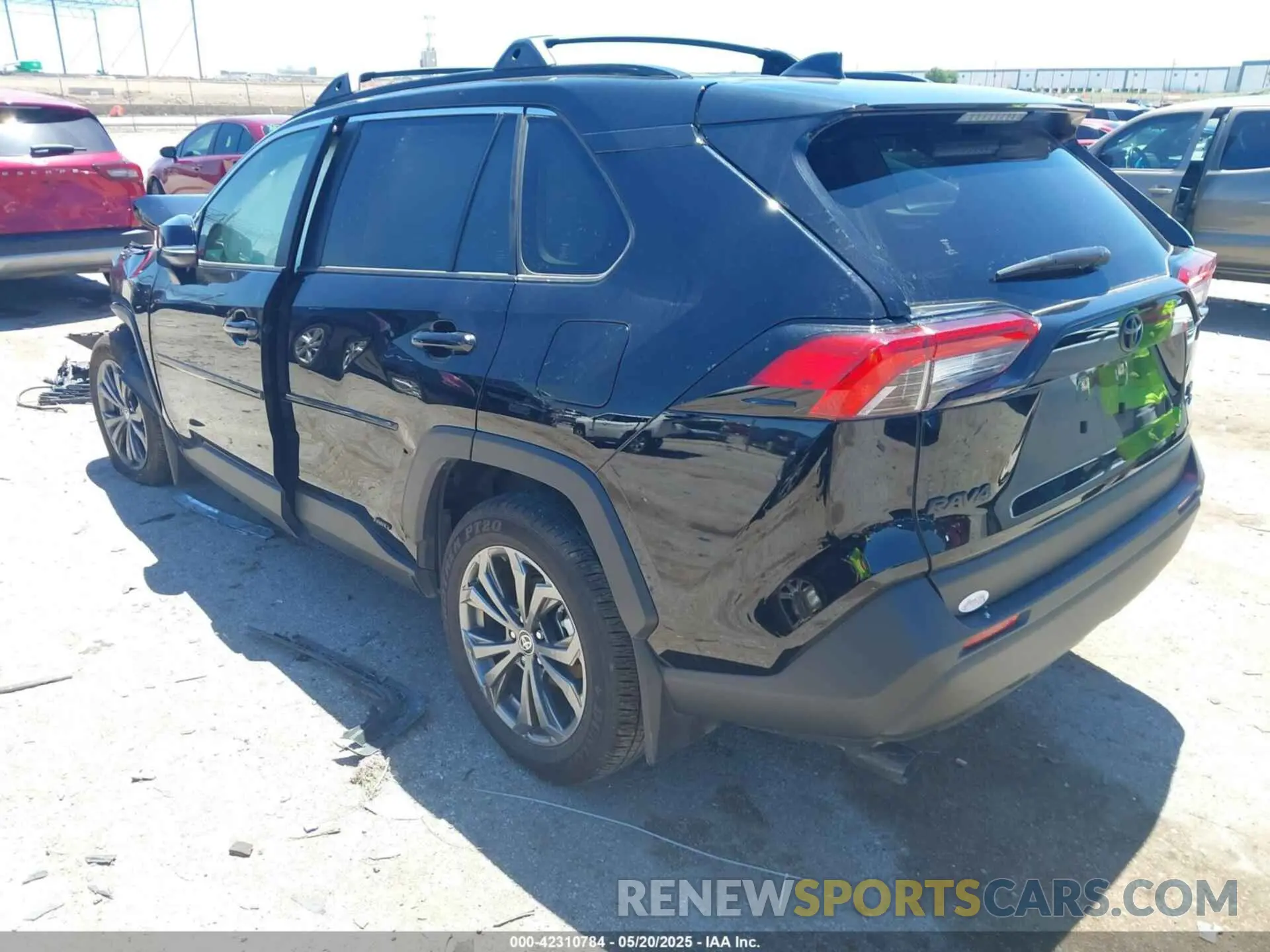 3 fotografías del automóvil dañado JTMB6RFVXSD154287 TOYOTA RAV4 HYBRID 2025