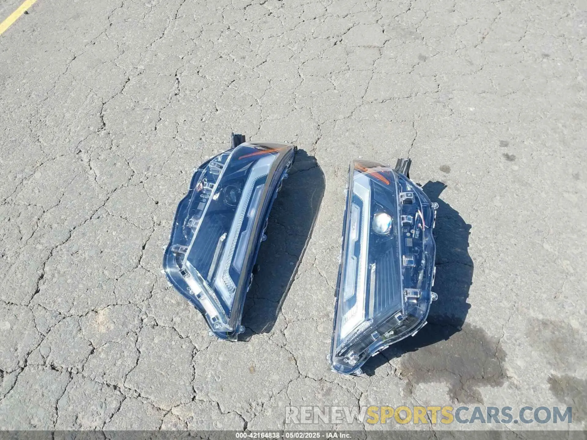 12 fotografías del automóvil dañado JTME6RFV6SJ065914 TOYOTA RAV4 HYBRID 2025