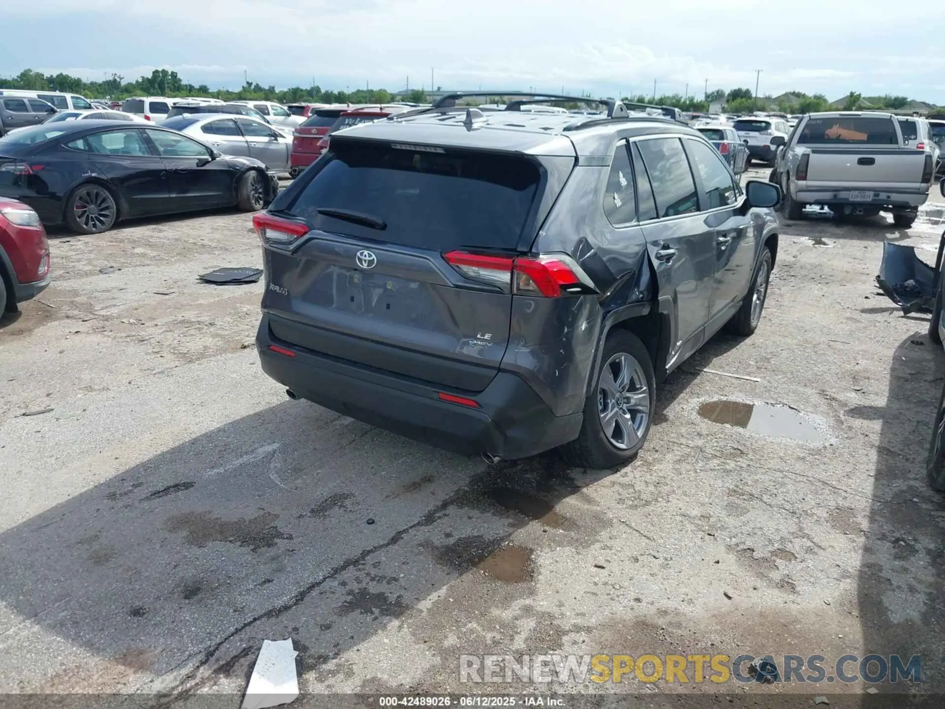 4 fotografías del automóvil dañado JTMLWRFV2SD297271 TOYOTA RAV4 HYBRID 2025