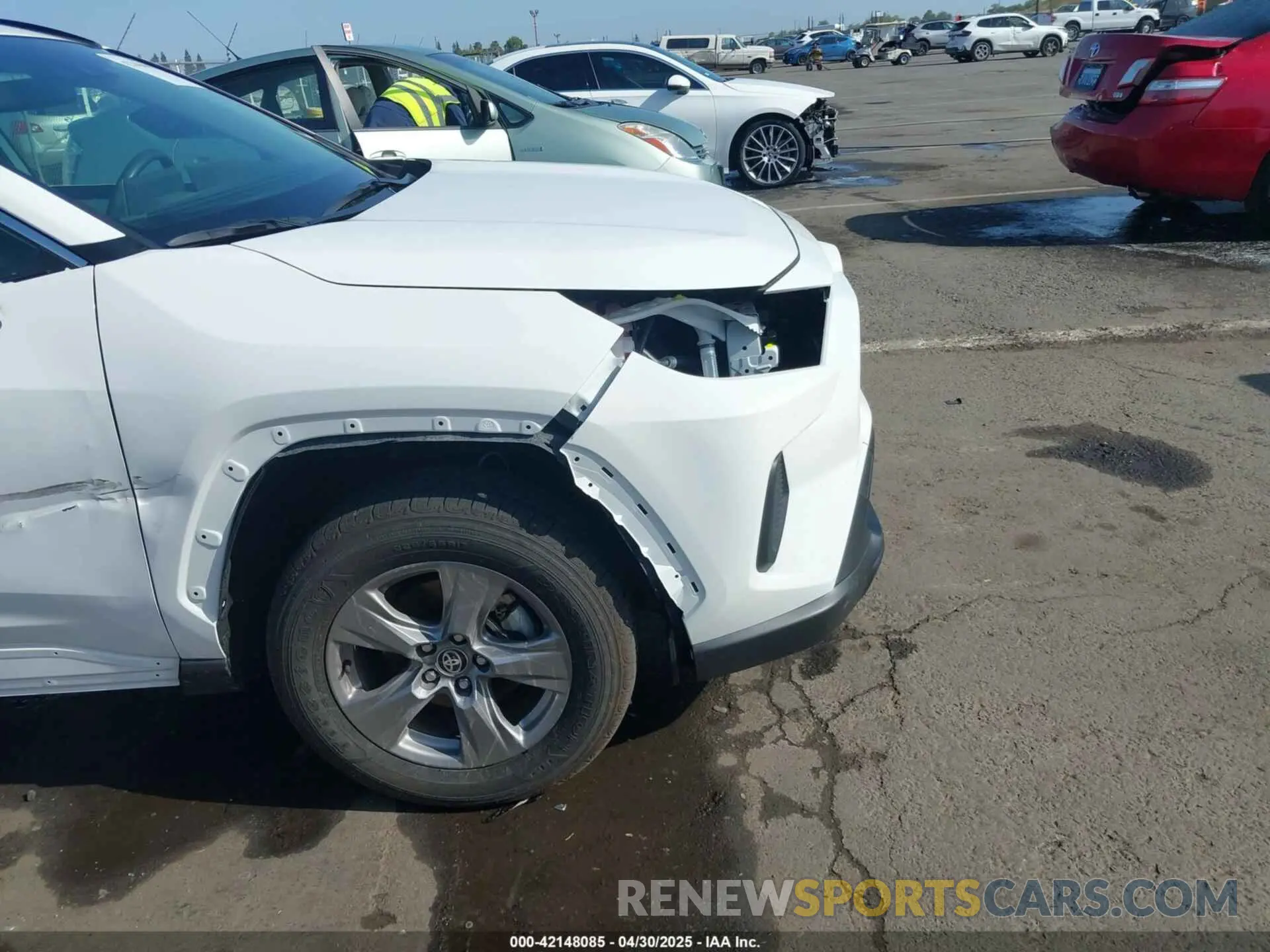 19 fotografías del automóvil dañado JTMMWRFV9SD277068 TOYOTA RAV4 HYBRID 2025