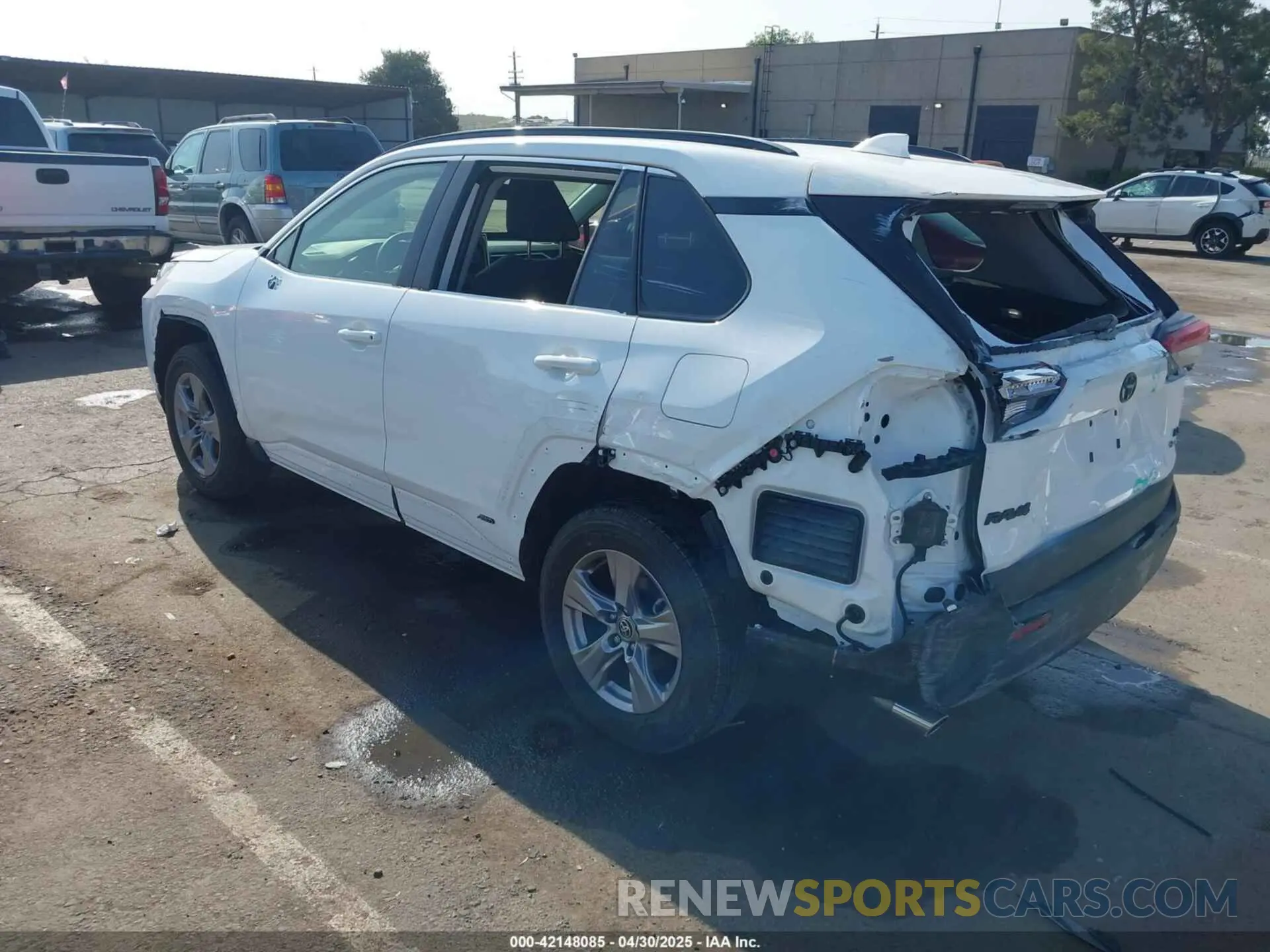 3 fotografías del automóvil dañado JTMMWRFV9SD277068 TOYOTA RAV4 HYBRID 2025