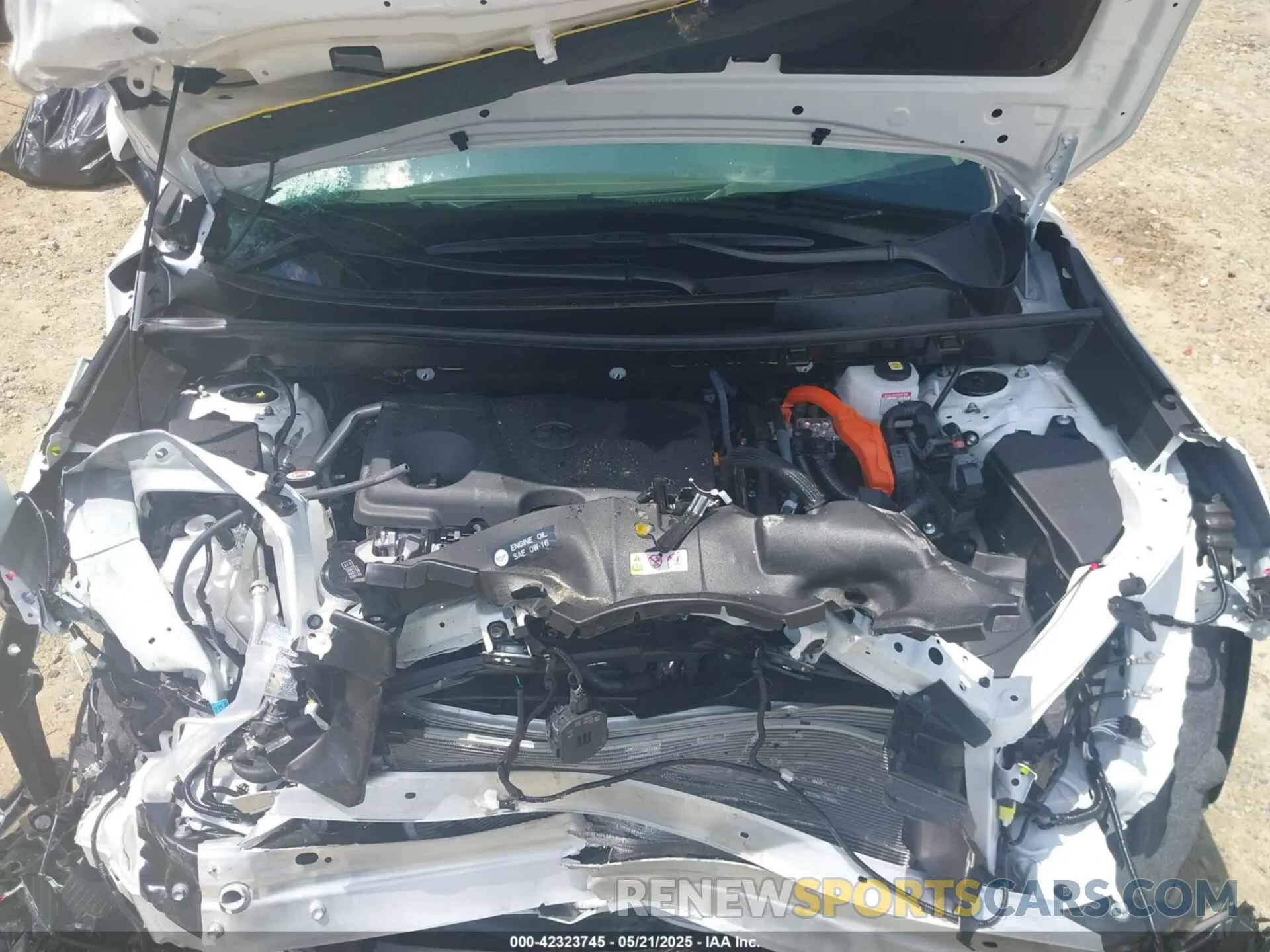 10 fotografías del automóvil dañado JTMRWRFV3SD284717 TOYOTA RAV4 HYBRID 2025
