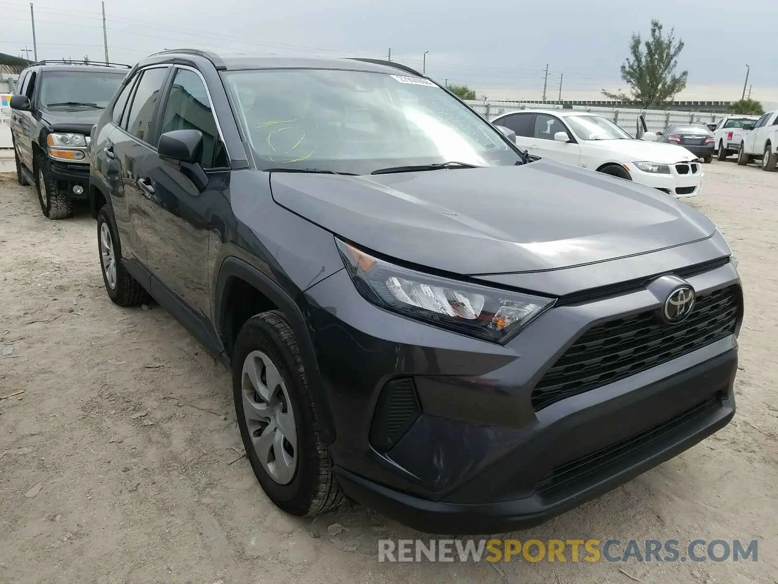 1 fotografías del automóvil dañado 2T3F1RFV0KW024781 TOYOTA RAV4 LE 2019