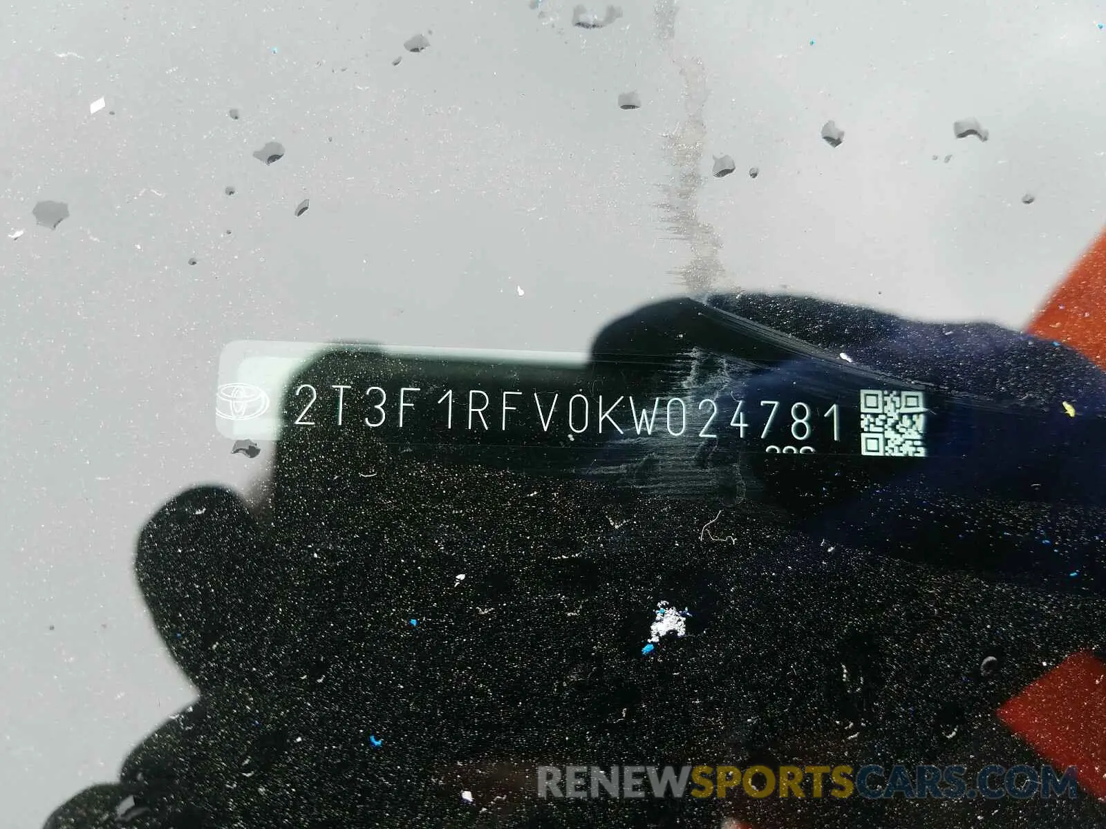 10 fotografías del automóvil dañado 2T3F1RFV0KW024781 TOYOTA RAV4 LE 2019