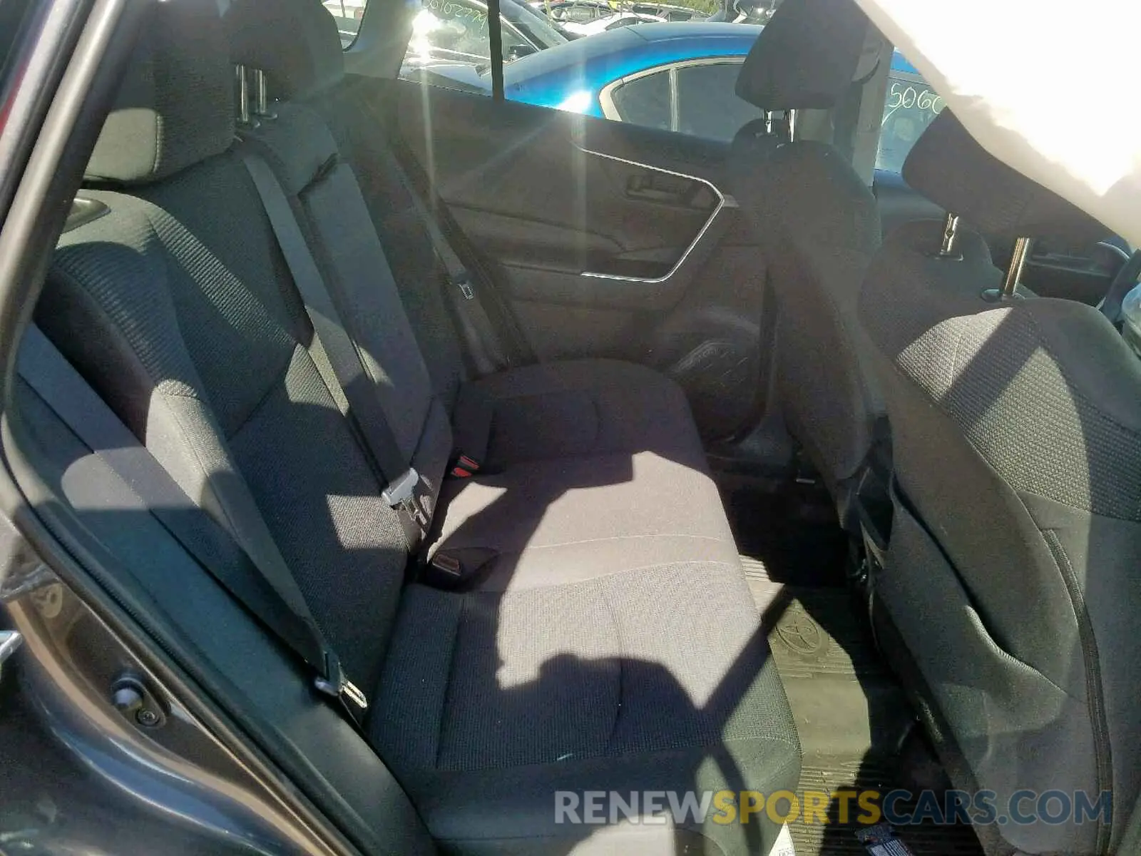 6 fotografías del automóvil dañado 2T3F1RFV6KW064766 TOYOTA RAV4 LE 2019