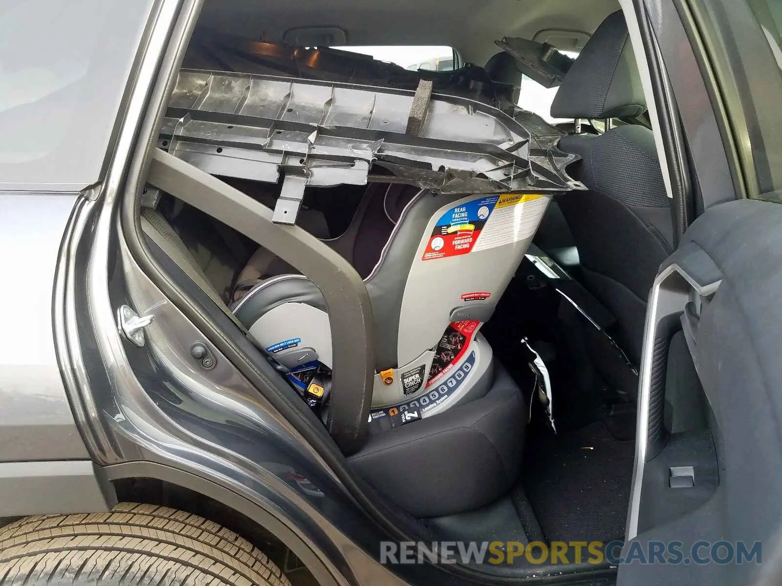 6 fotografías del automóvil dañado 2T3G1RFV0KW083866 TOYOTA RAV4 LE 2019