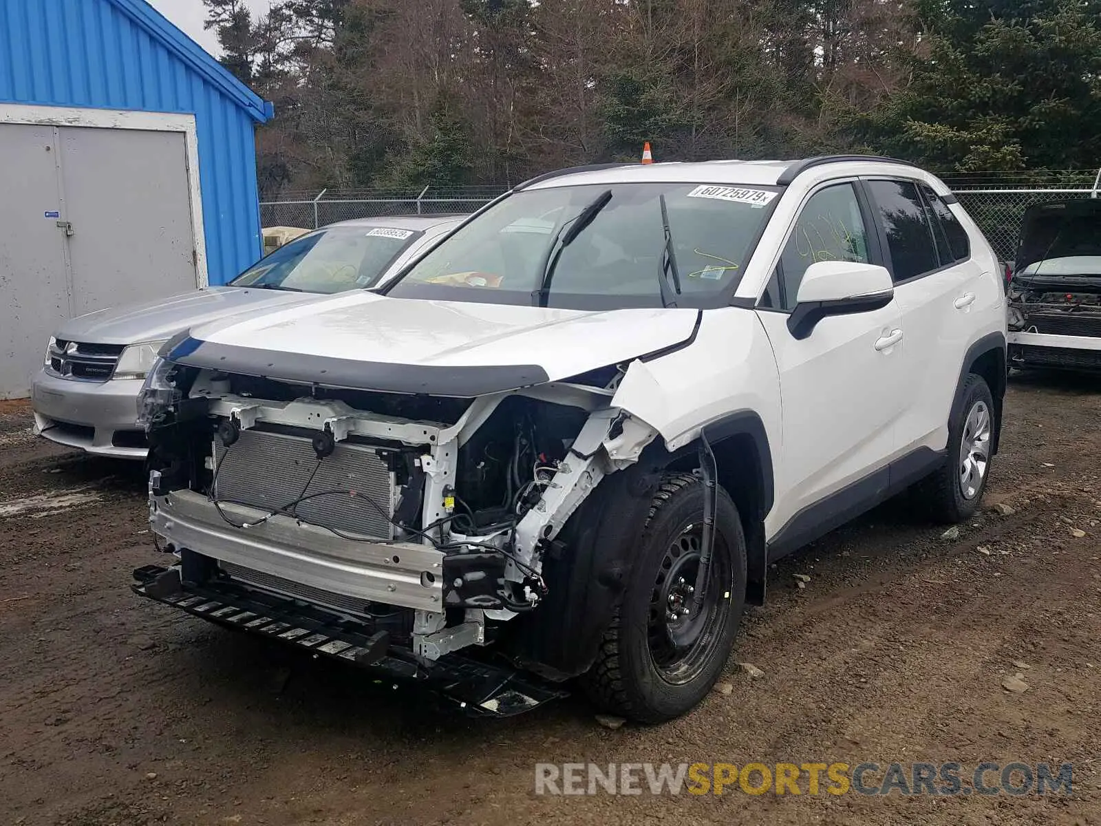 2 fotografías del automóvil dañado 2T3Z1RFV5KC004315 TOYOTA RAV4 LE 2019