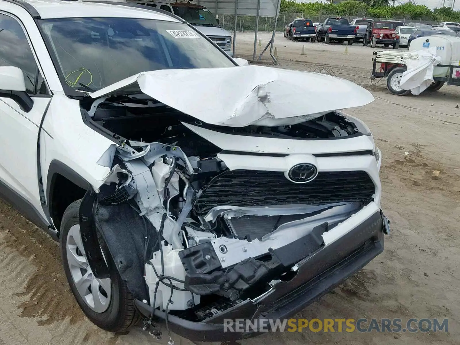 9 fotografías del automóvil dañado JTMK1RFV9KJ005126 TOYOTA RAV4 LE 2019