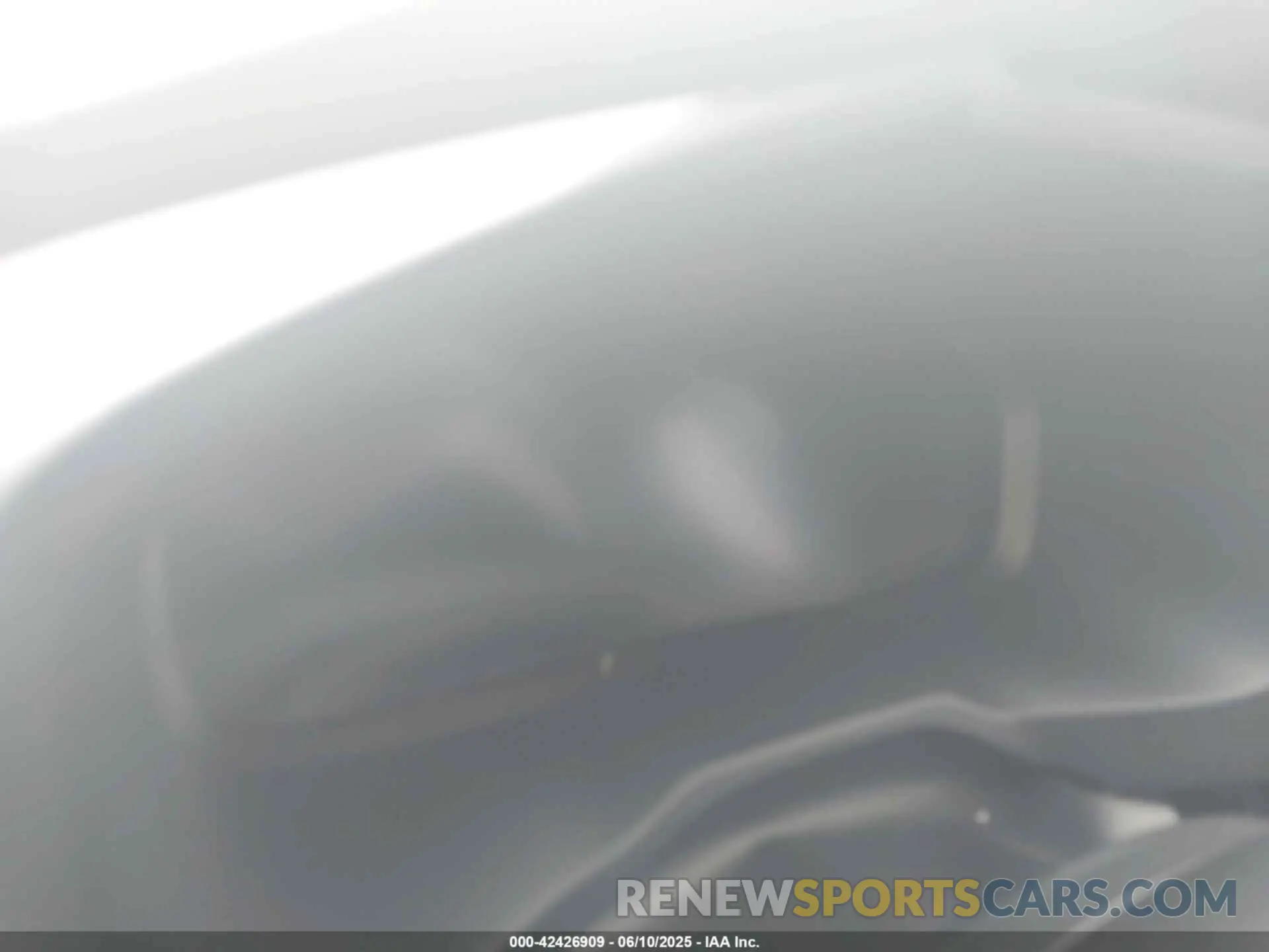 15 fotografías del automóvil dañado JTMEB3FV4SD237610 TOYOTA RAV4 PLUG-IN HYBRID 2025