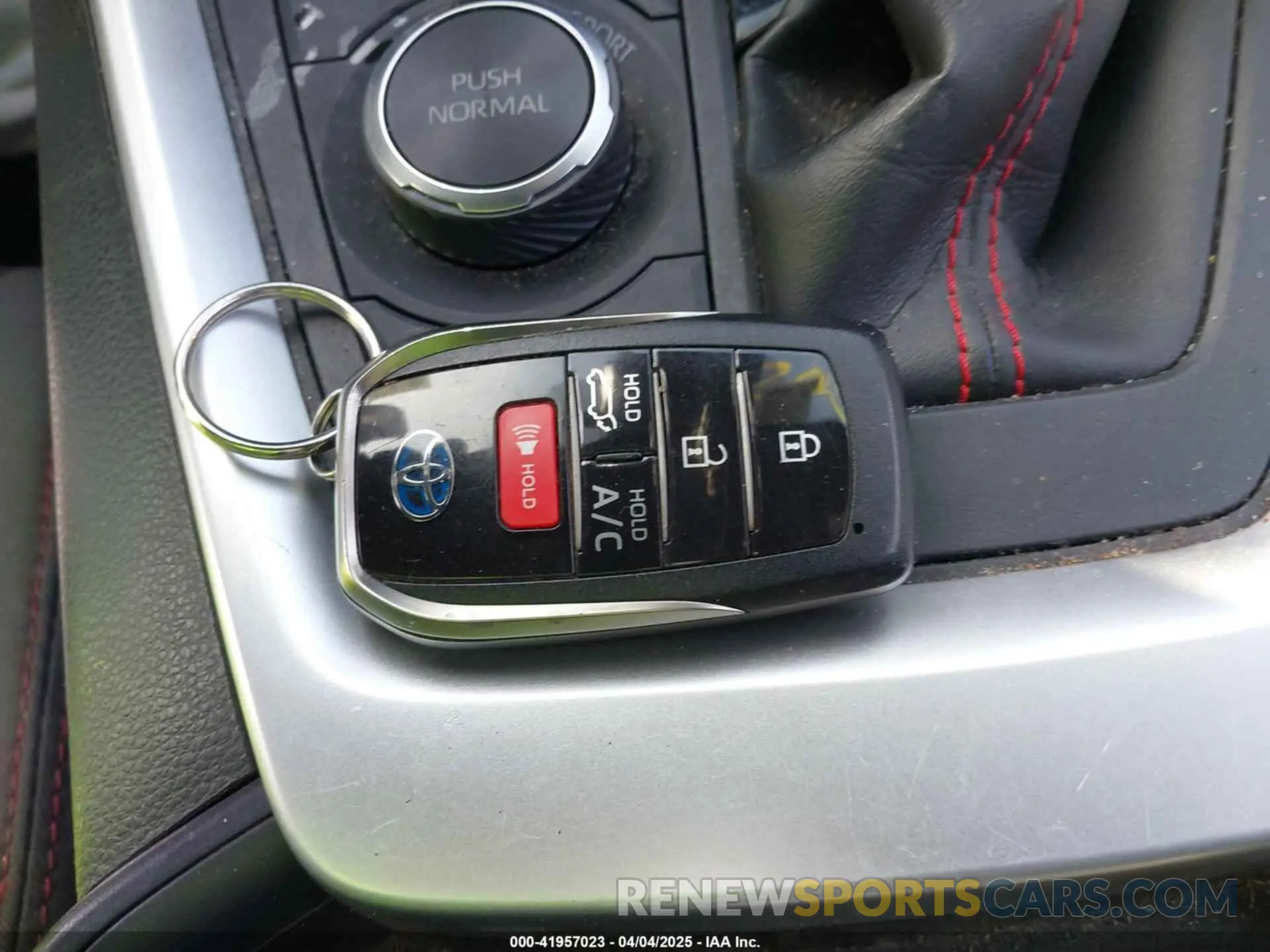 11 fotografías del automóvil dañado JTMAB3FV2MD059200 TOYOTA RAV4 PRIME 2021