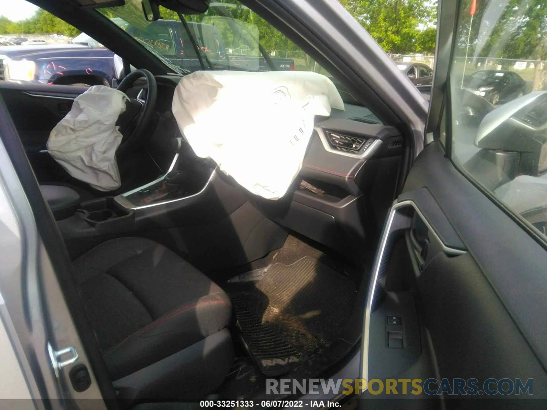 5 fotografías del automóvil dañado JTMAB3FV4MD044052 TOYOTA RAV4 PRIME 2021