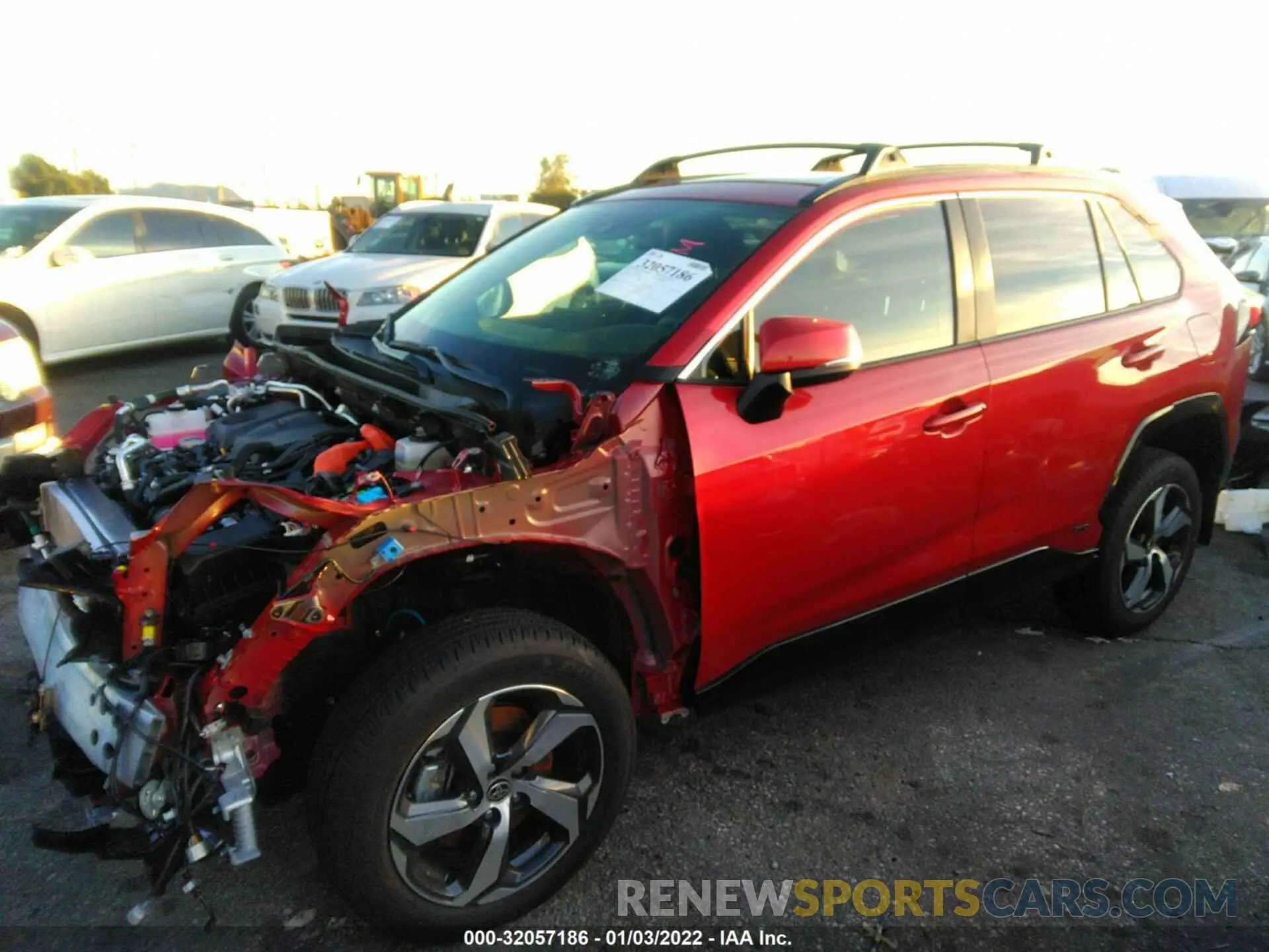 2 fotografías del automóvil dañado JTMAB3FV9MD040689 TOYOTA RAV4 PRIME 2021