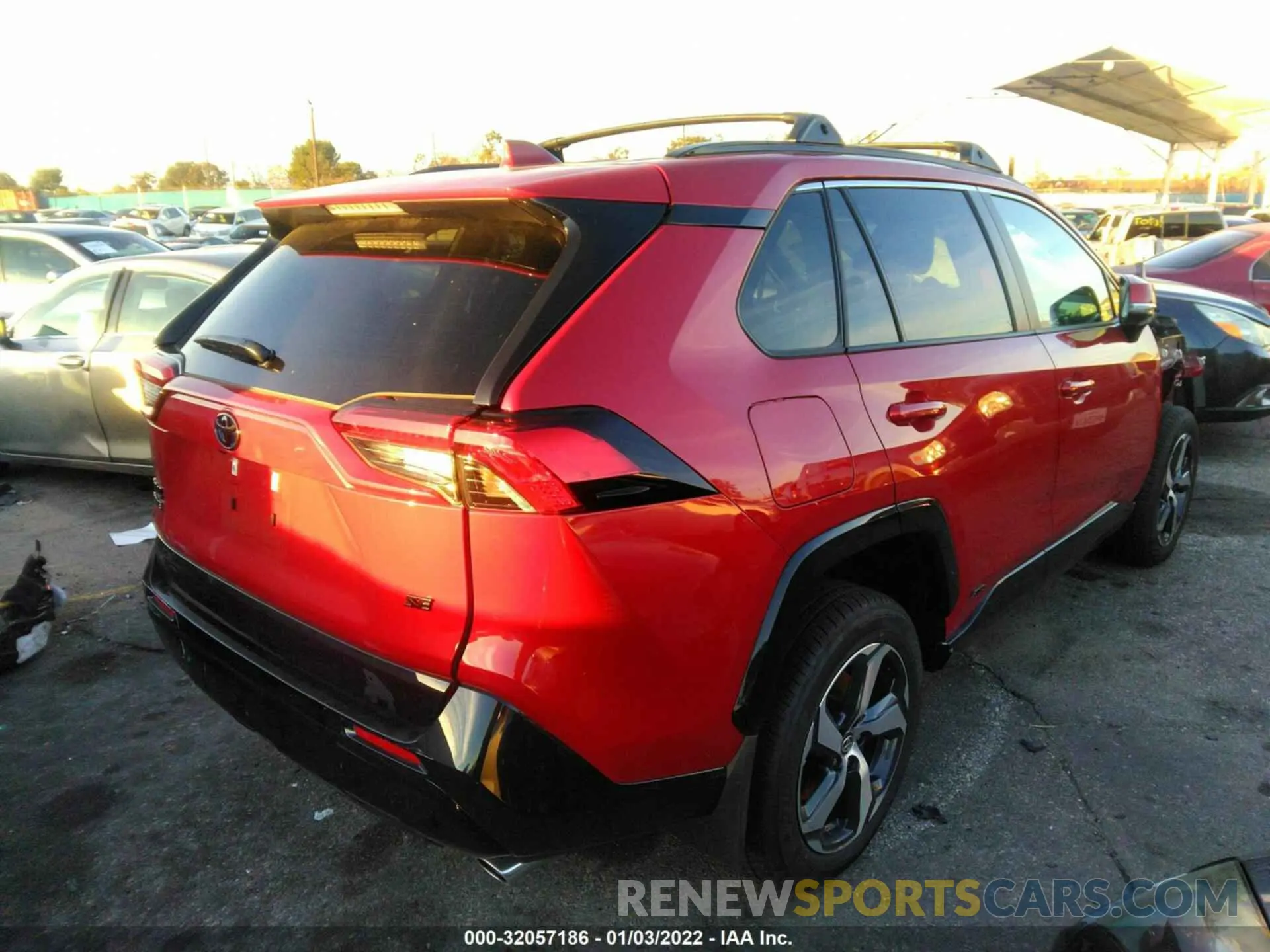 4 fotografías del automóvil dañado JTMAB3FV9MD040689 TOYOTA RAV4 PRIME 2021
