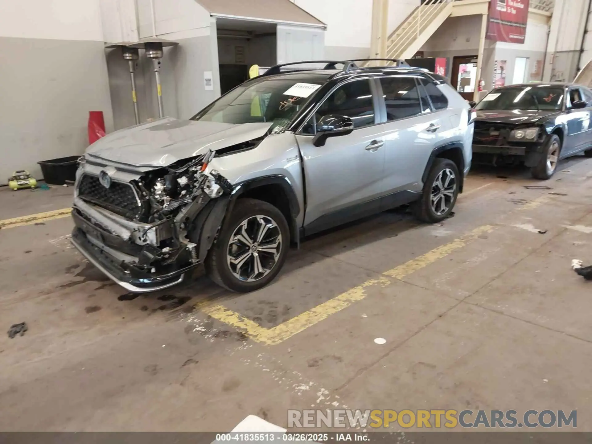 2 fotografías del automóvil dañado JTMEB3FV1MD033477 TOYOTA RAV4 PRIME 2021