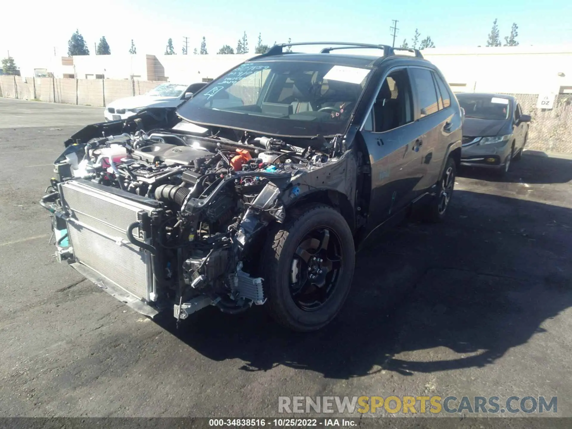 2 fotografías del automóvil dañado JTMFB3FV0MD011698 TOYOTA RAV4 PRIME 2021