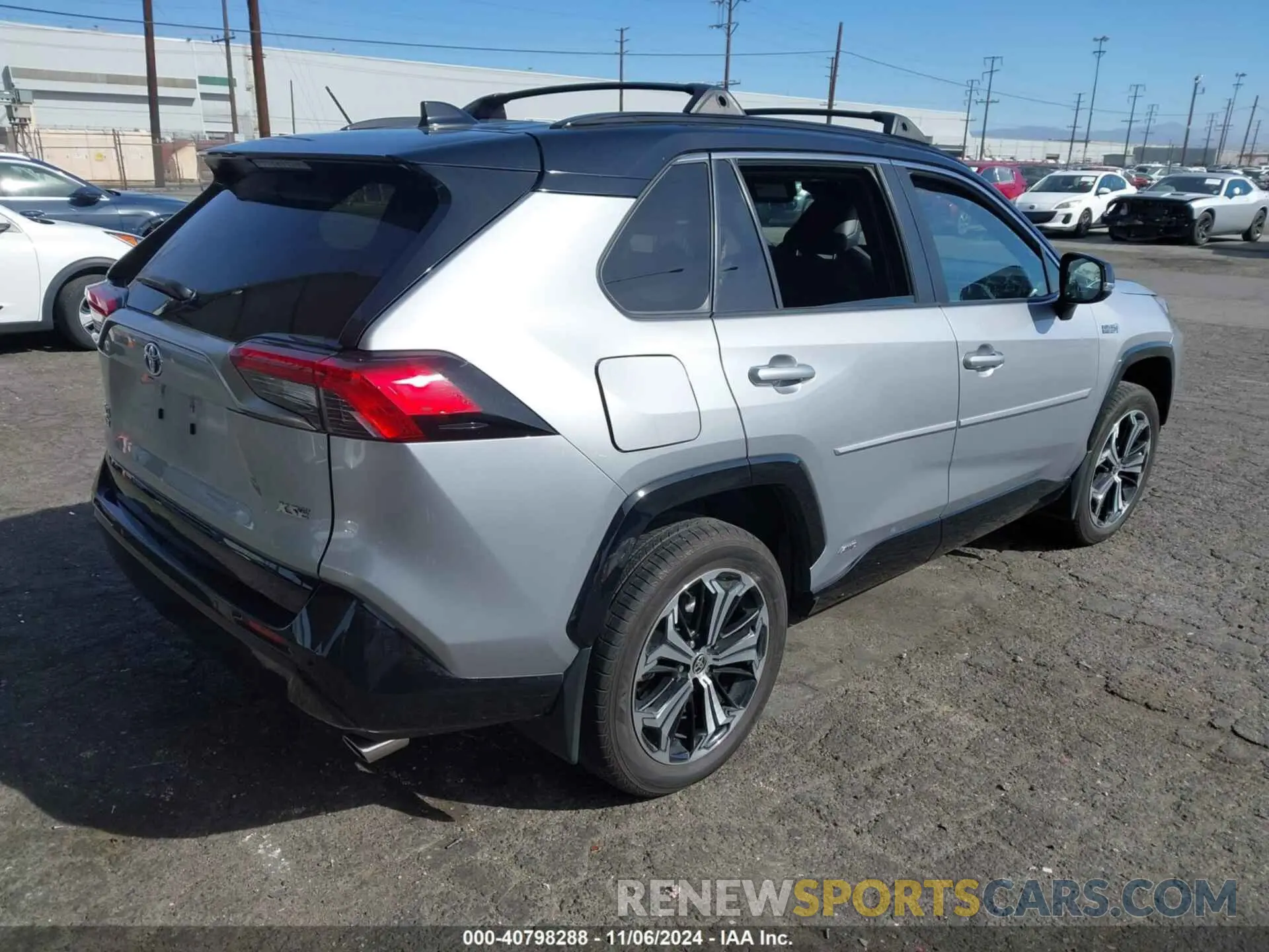 4 fotografías del automóvil dañado JTMFB3FV7MD055360 TOYOTA RAV4 PRIME 2021