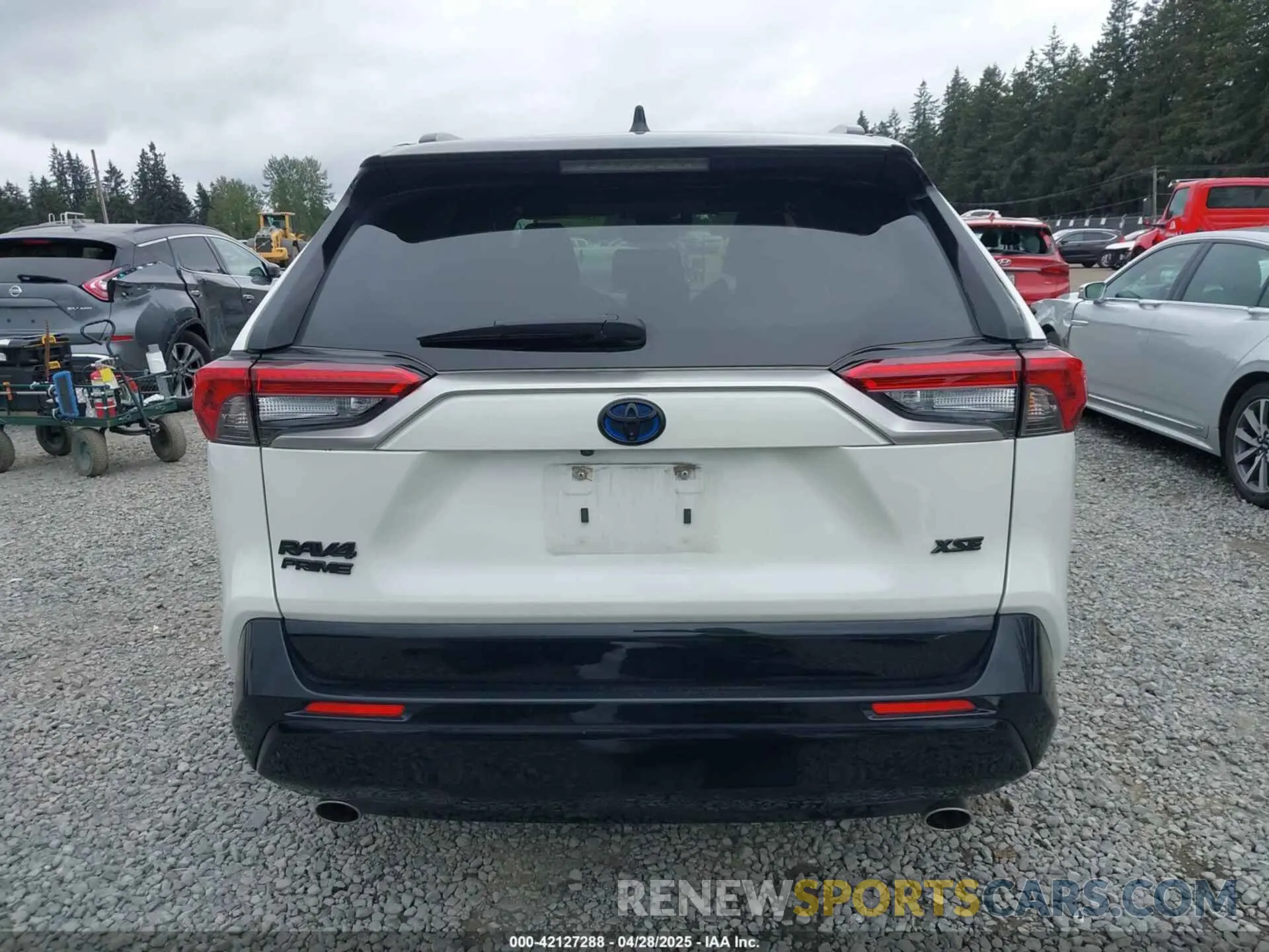 17 fotografías del automóvil dañado JTMEB3FV1ND100256 TOYOTA RAV4 PRIME 2022