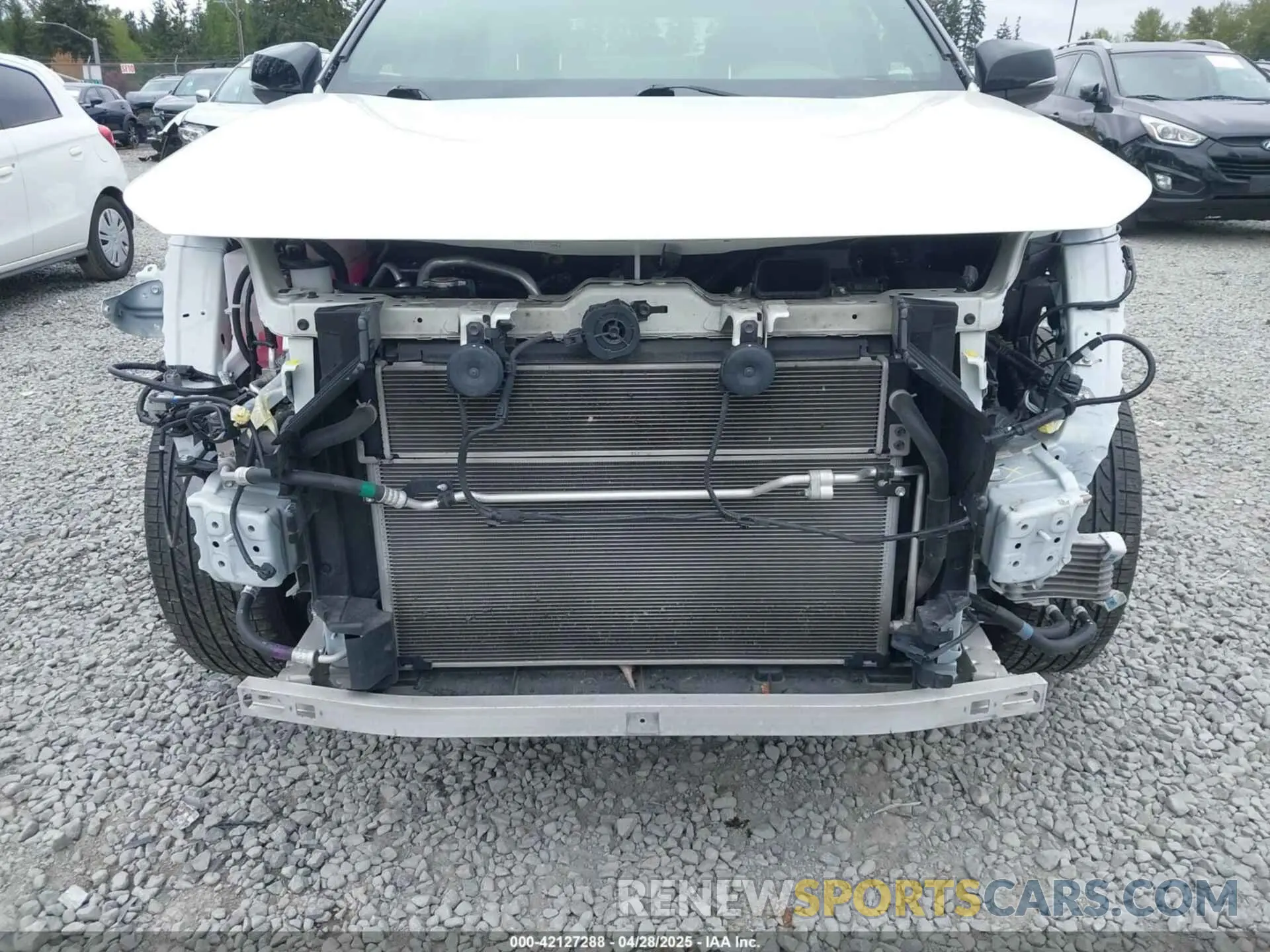 6 fotografías del automóvil dañado JTMEB3FV1ND100256 TOYOTA RAV4 PRIME 2022