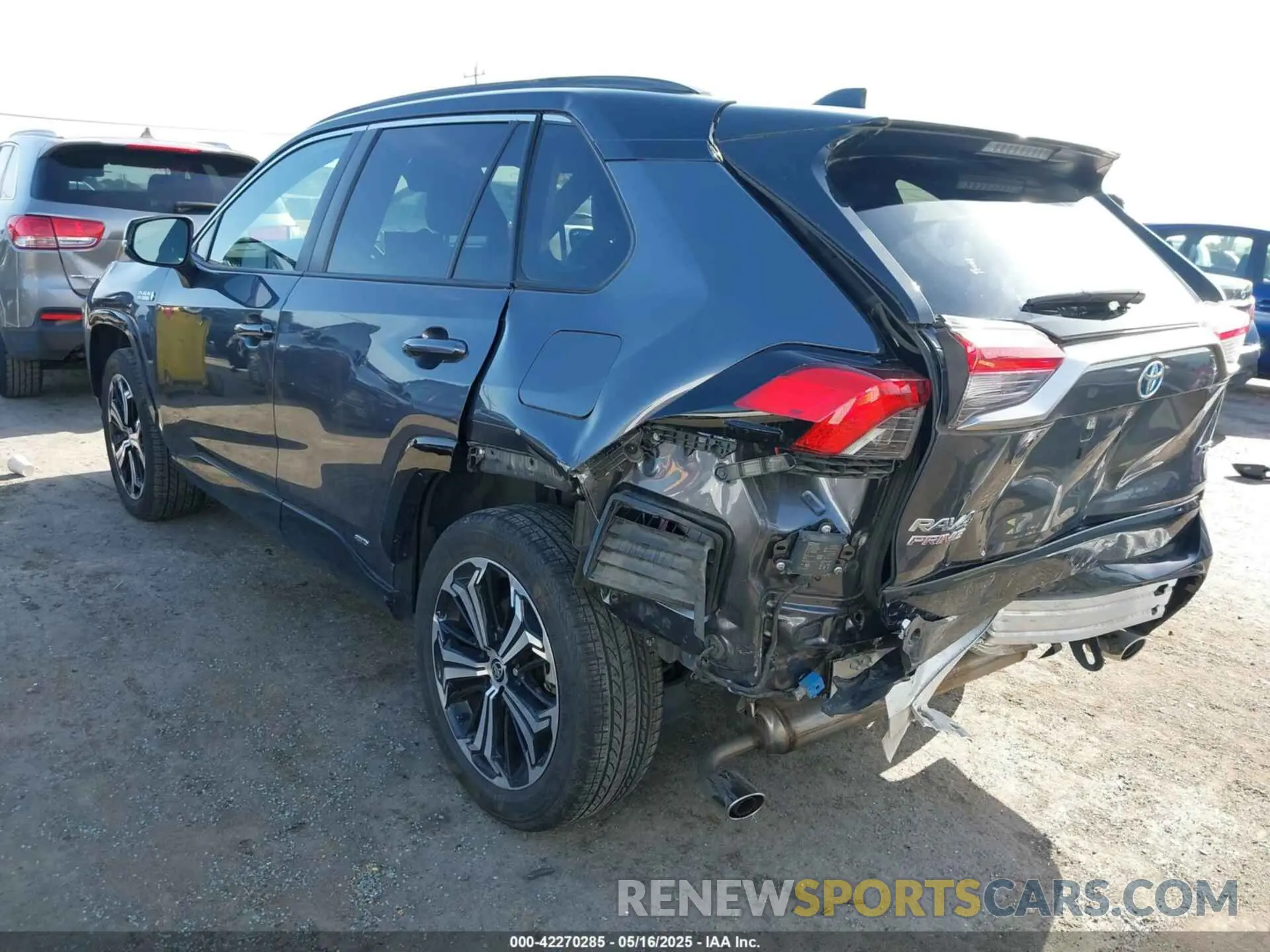 3 fotografías del automóvil dañado JTMEB3FVXND087636 TOYOTA RAV4 PRIME 2022