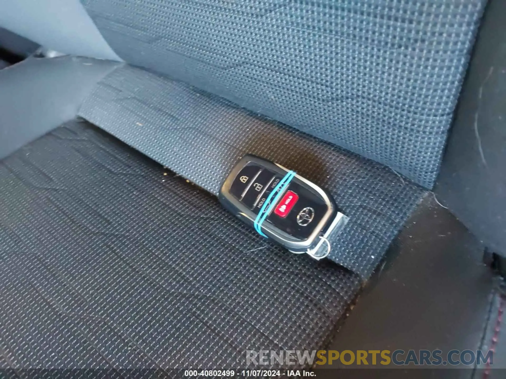 11 fotografías del automóvil dañado JTMAB3FV7PD116558 TOYOTA RAV4 PRIME 2023