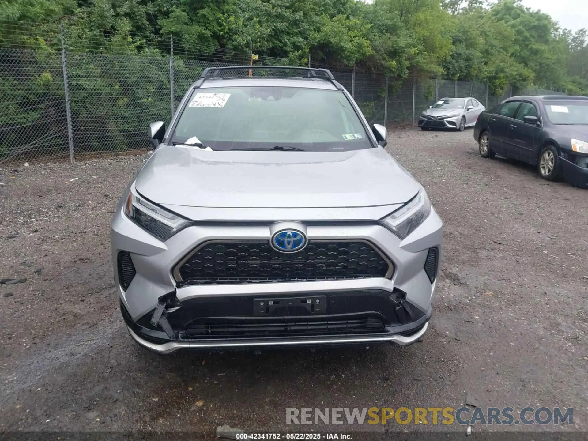 12 fotografías del automóvil dañado JTMAB3FV7PD116785 TOYOTA RAV4 PRIME 2023
