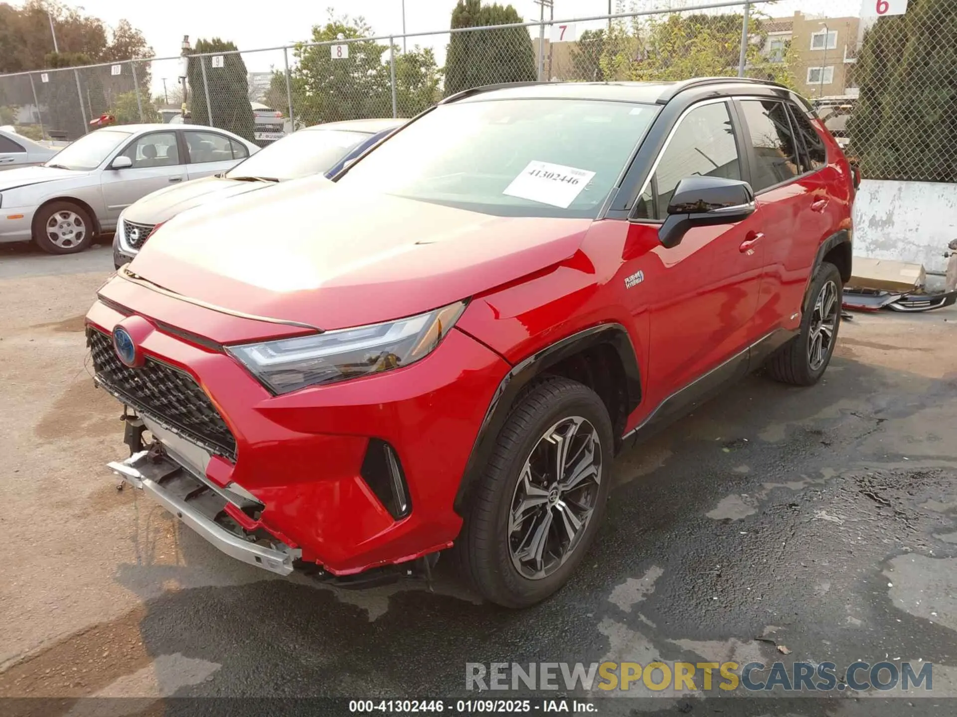 2 fotografías del automóvil dañado JTMEB3FVXPD131475 TOYOTA RAV4 PRIME 2023