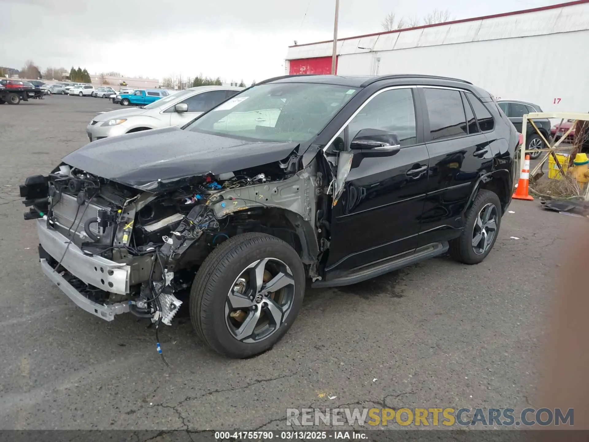 2 fotografías del automóvil dañado JTMAB3FV8RD218941 TOYOTA RAV4 PRIME 2024