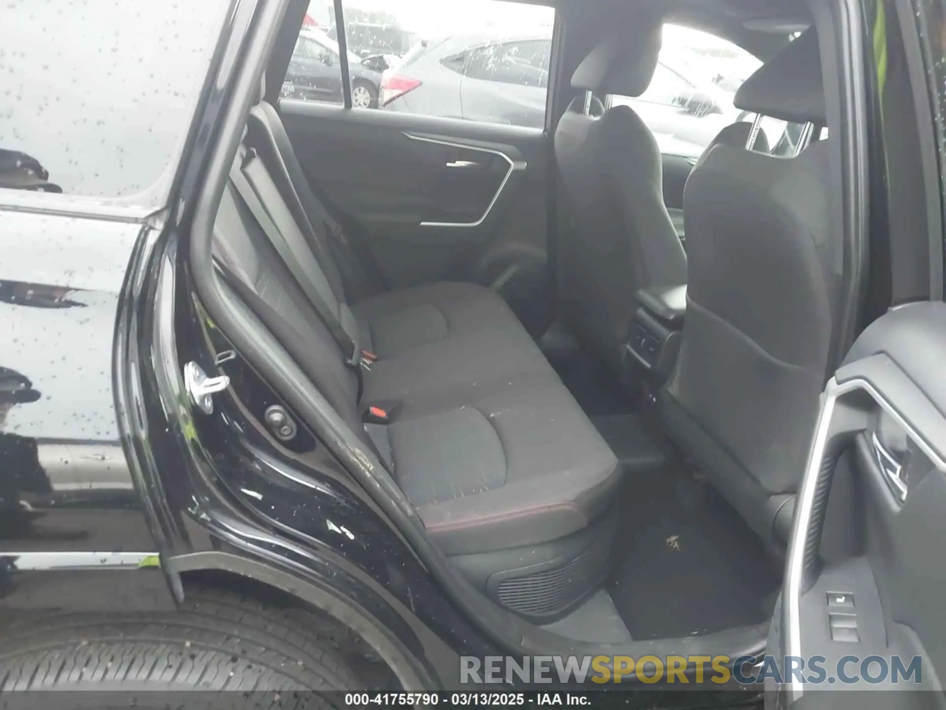 8 fotografías del automóvil dañado JTMAB3FV8RD218941 TOYOTA RAV4 PRIME 2024