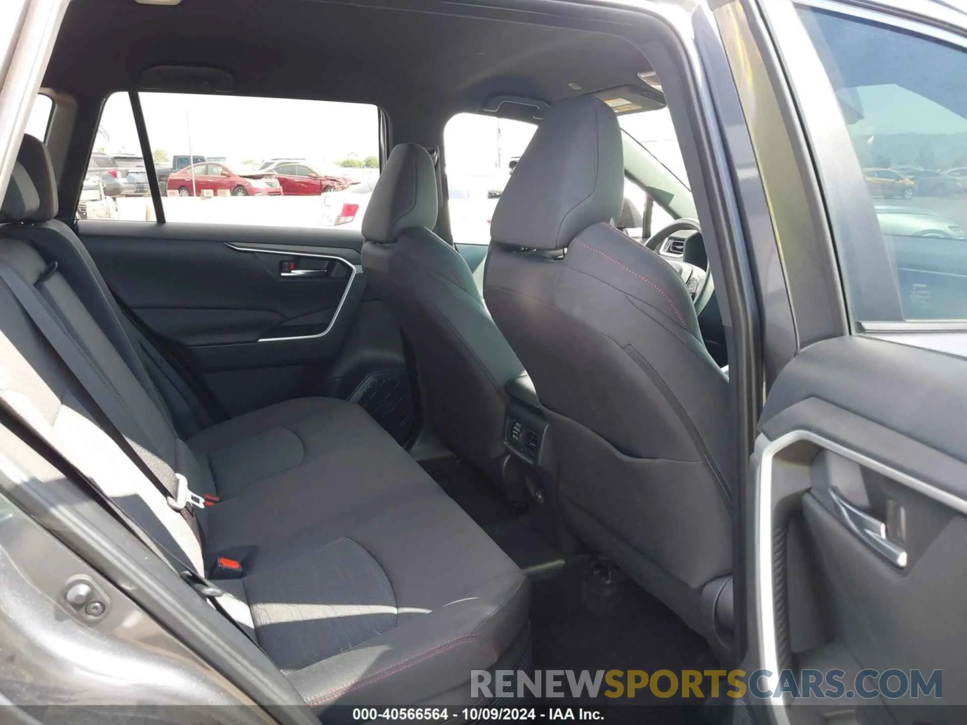 8 fotografías del automóvil dañado JTMCB3FV3RD185548 TOYOTA RAV4 PRIME 2024