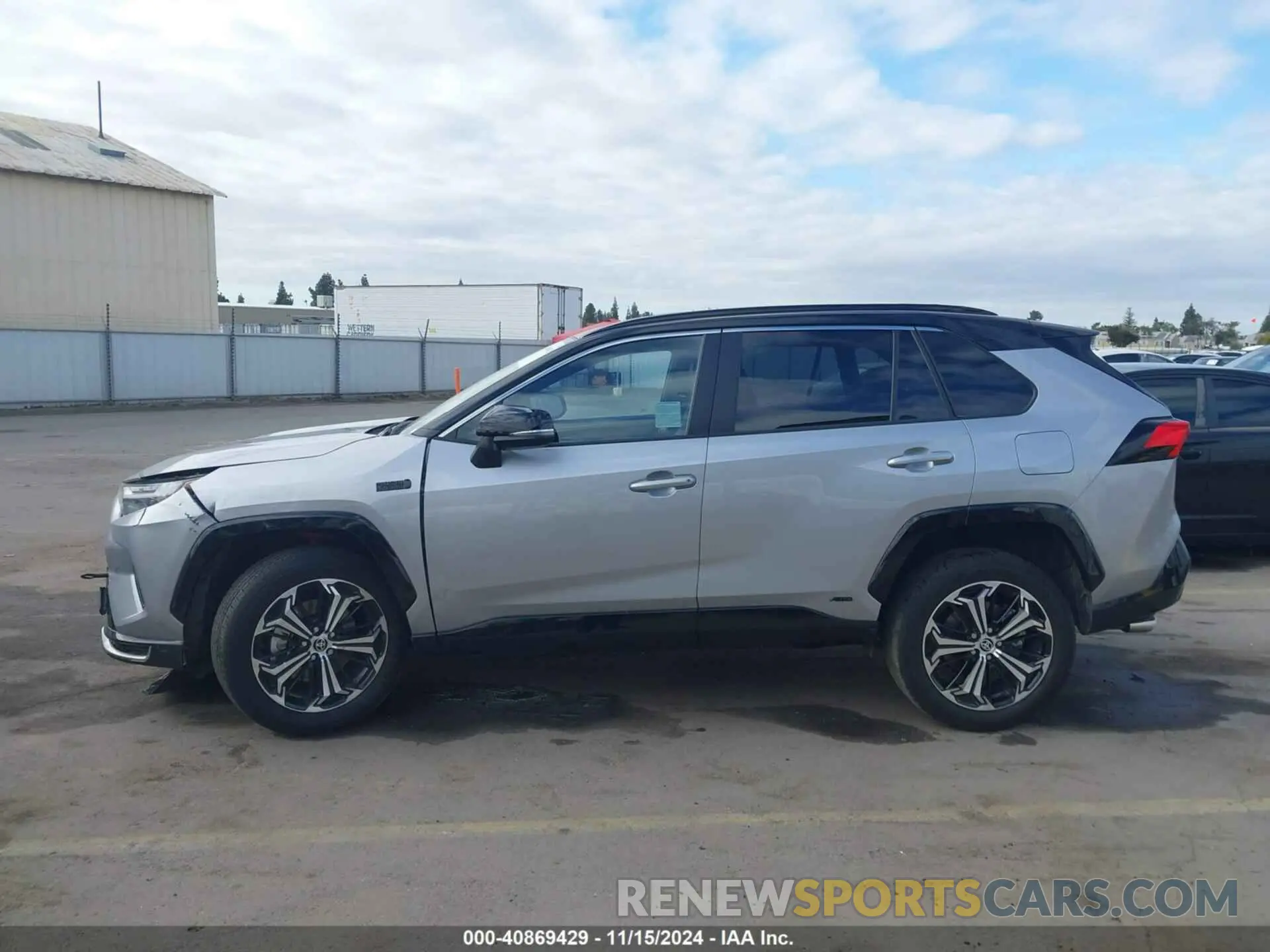 14 fotografías del automóvil dañado JTMEB3FV1RD189607 TOYOTA RAV4 PRIME 2024