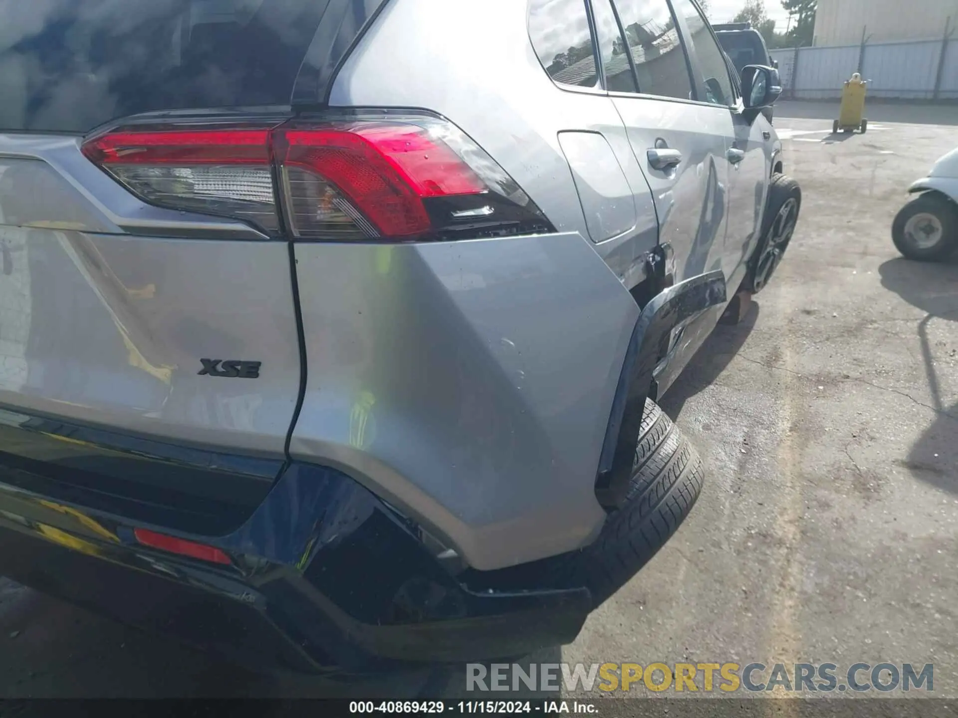 19 fotografías del automóvil dañado JTMEB3FV1RD189607 TOYOTA RAV4 PRIME 2024