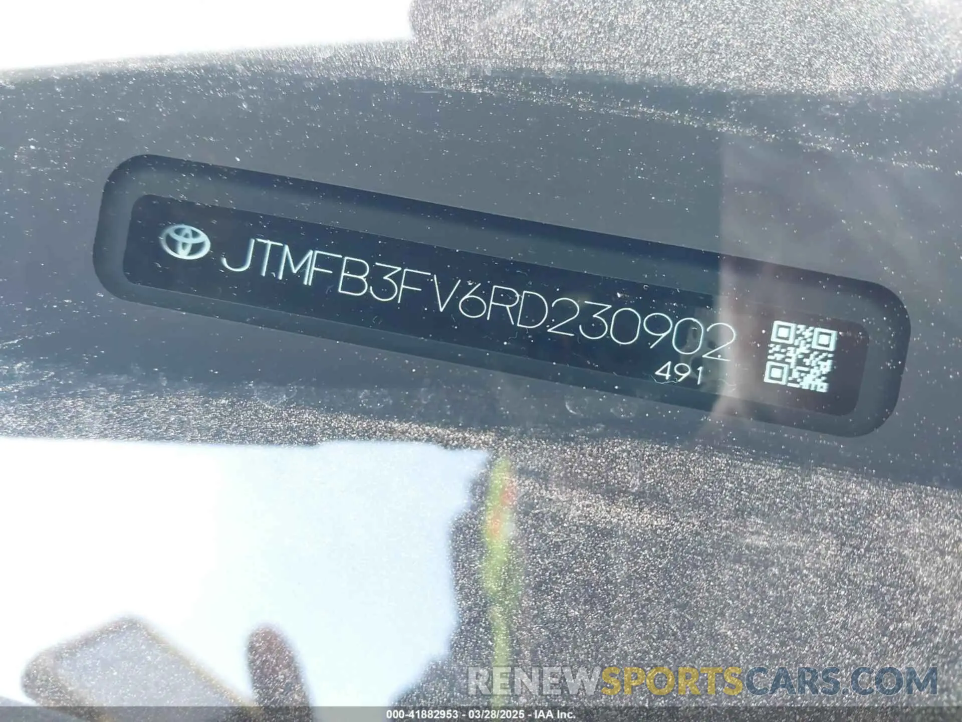 17 fotografías del automóvil dañado JTMFB3FV6RD230902 TOYOTA RAV4 PRIME 2024