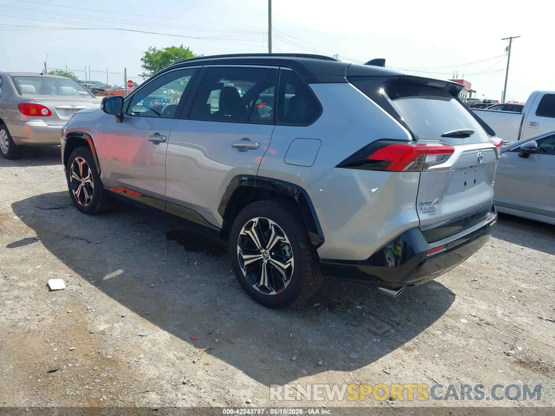3 fotografías del automóvil dañado JTMFB3FVXRD226108 TOYOTA RAV4 PRIME 2024