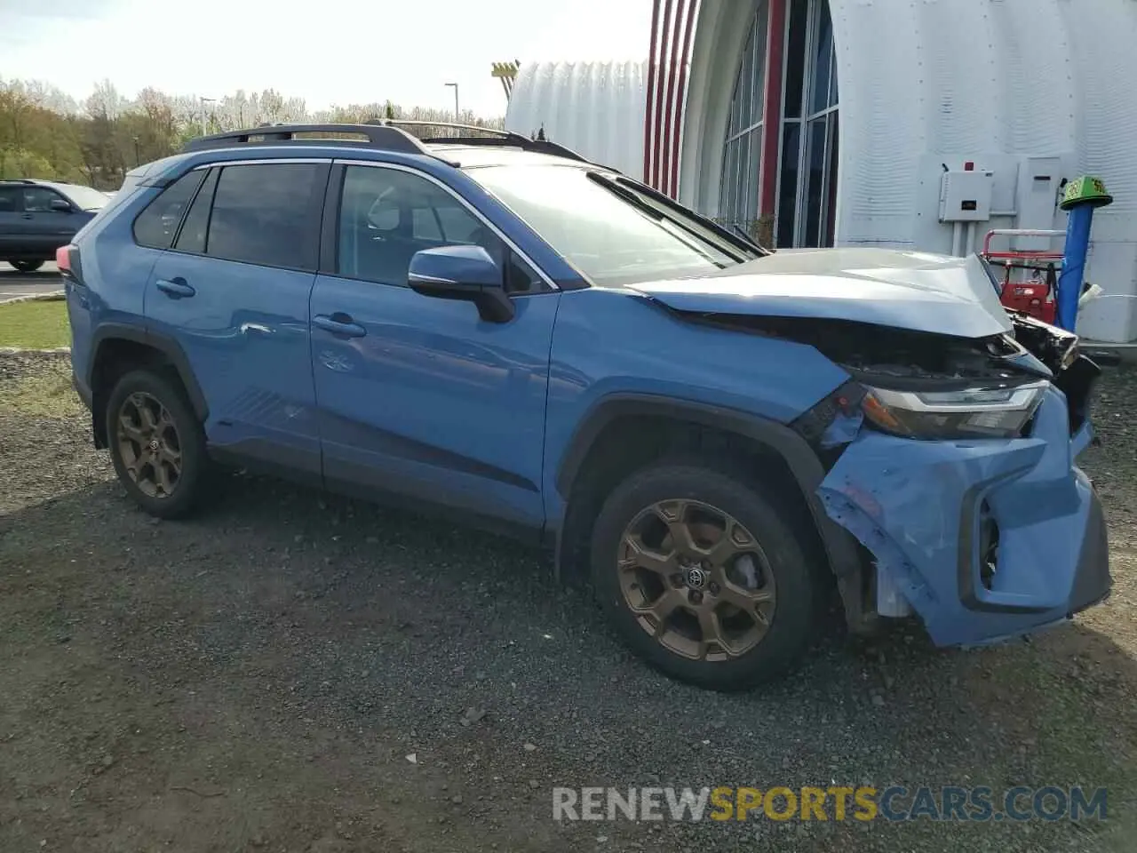 4 fotografías del automóvil dañado 2T3UWRFV1PW151099 TOYOTA RAV4 WOODL 2023