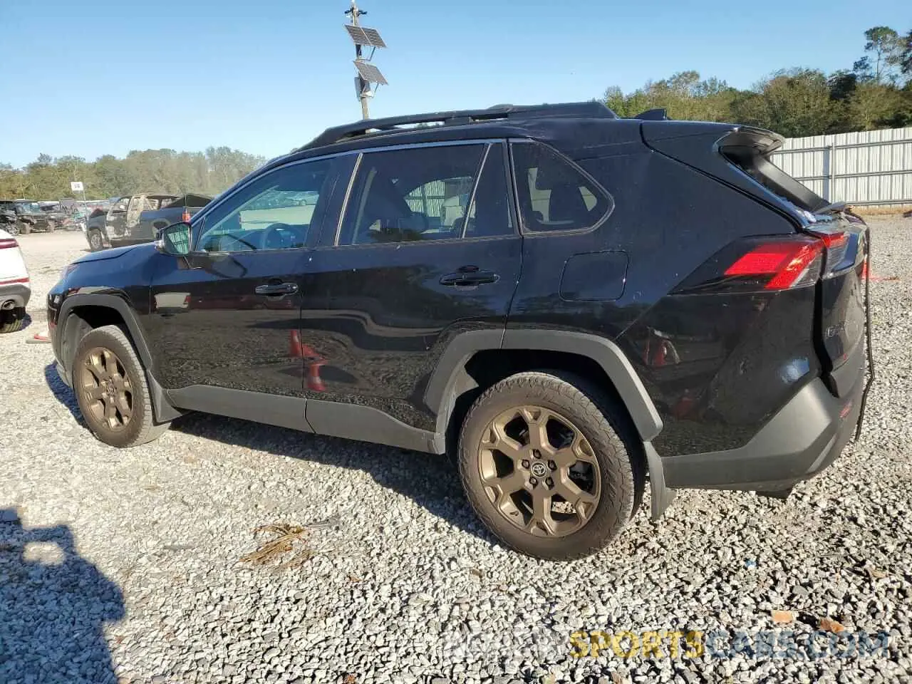 2 fotografías del automóvil dañado 2T3UWRFV1PW175810 TOYOTA RAV4 WOODL 2023