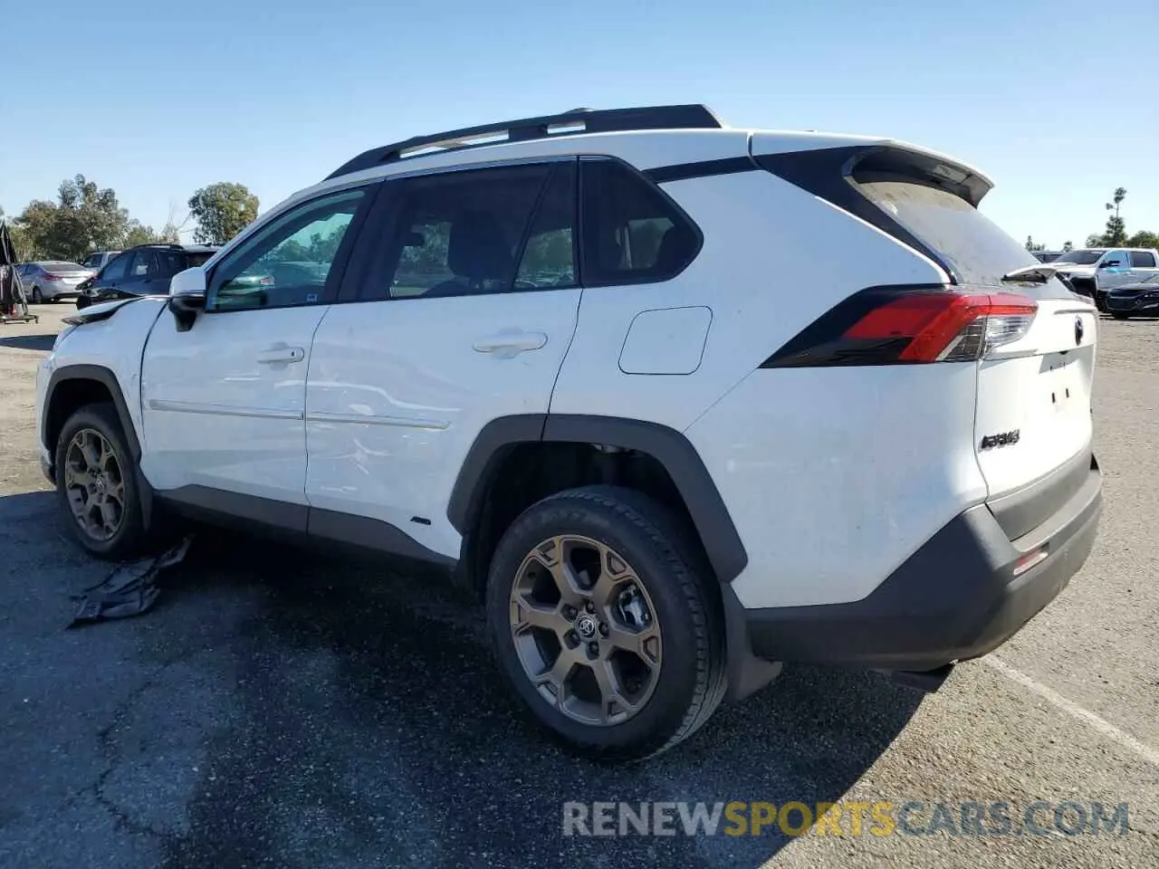 2 fotografías del automóvil dañado 2T3UWRFV2PW179591 TOYOTA RAV4 WOODL 2023