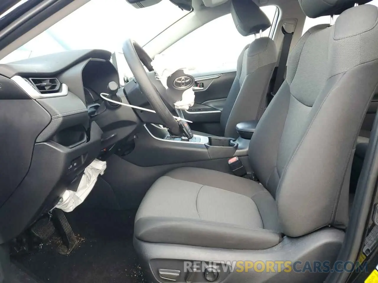7 fotografías del automóvil dañado 2T3UWRFVXRW238325 TOYOTA RAV4 WOODL 2024