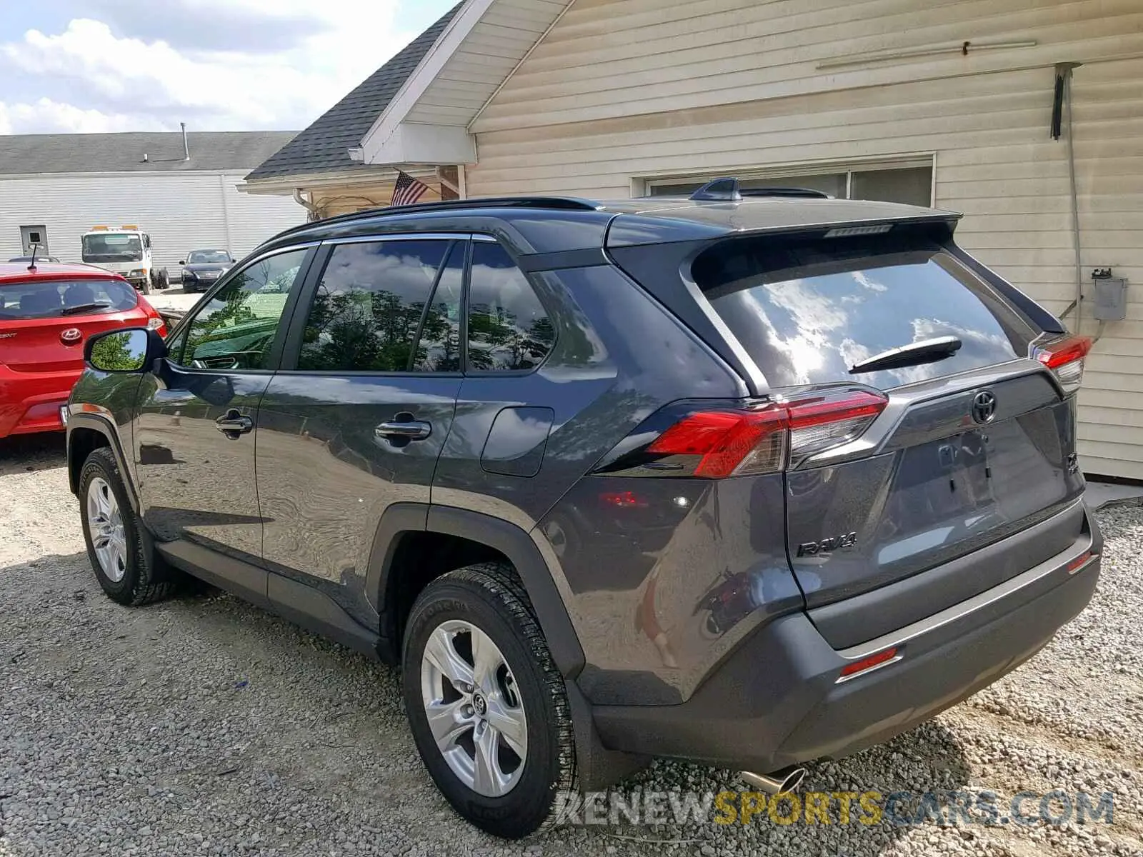 3 fotografías del automóvil dañado 2T3P1RFV3KW057259 TOYOTA RAV4 XLE 2019