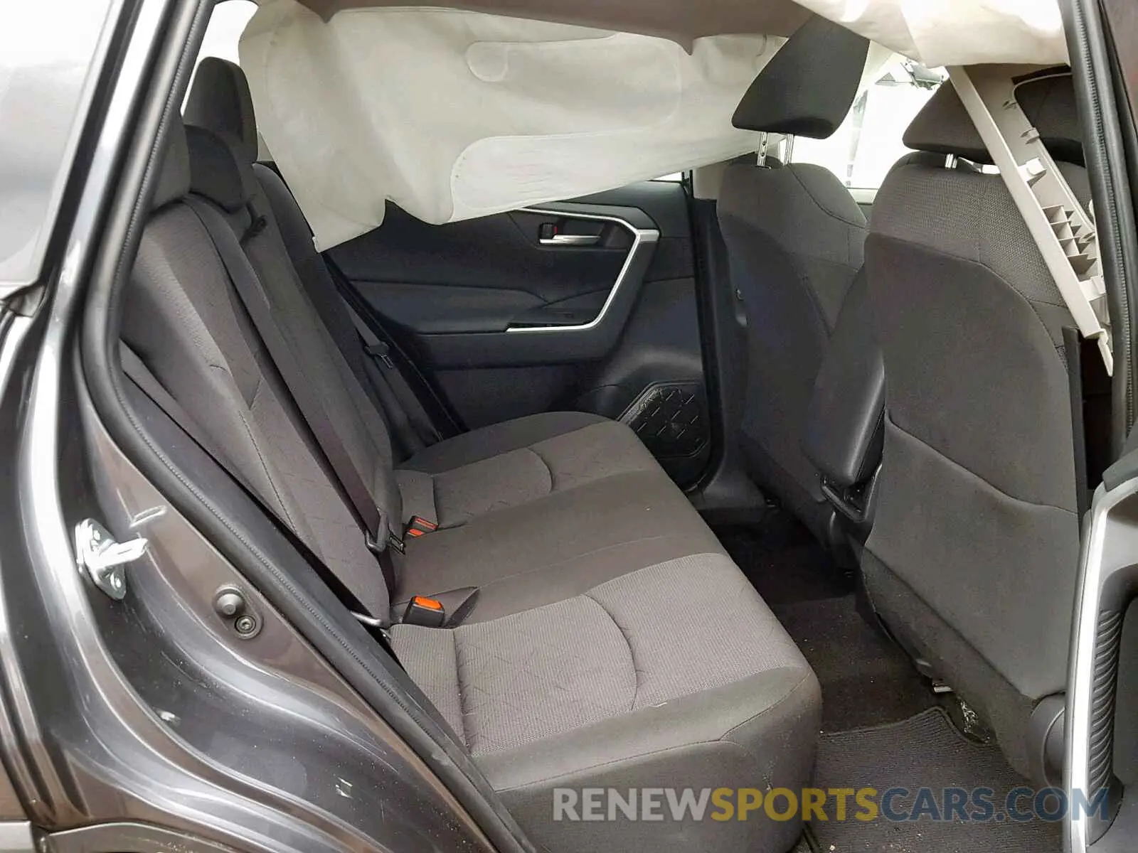 6 fotografías del automóvil dañado JTMW1RFV9KD011945 TOYOTA RAV4 XLE 2019
