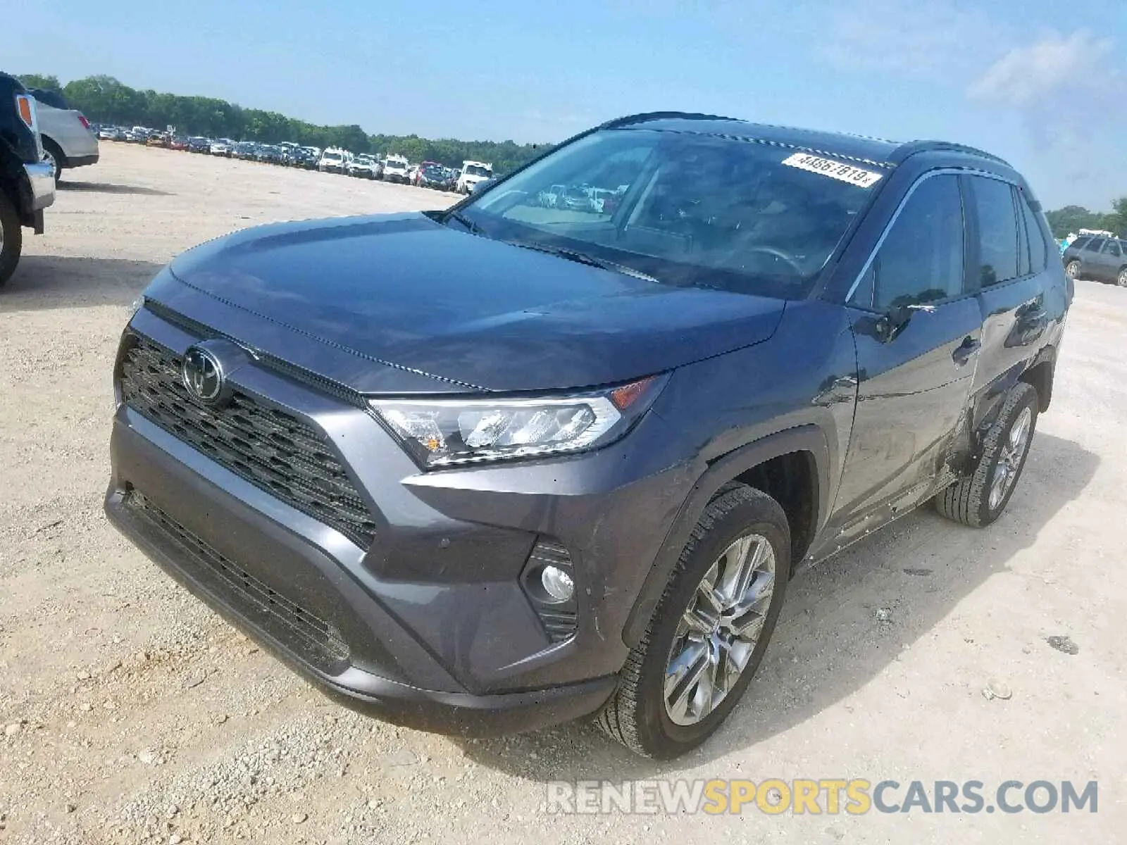 2 fotografías del automóvil dañado 2T3C1RFV7KC008372 TOYOTA RAV4 XLE P 2019