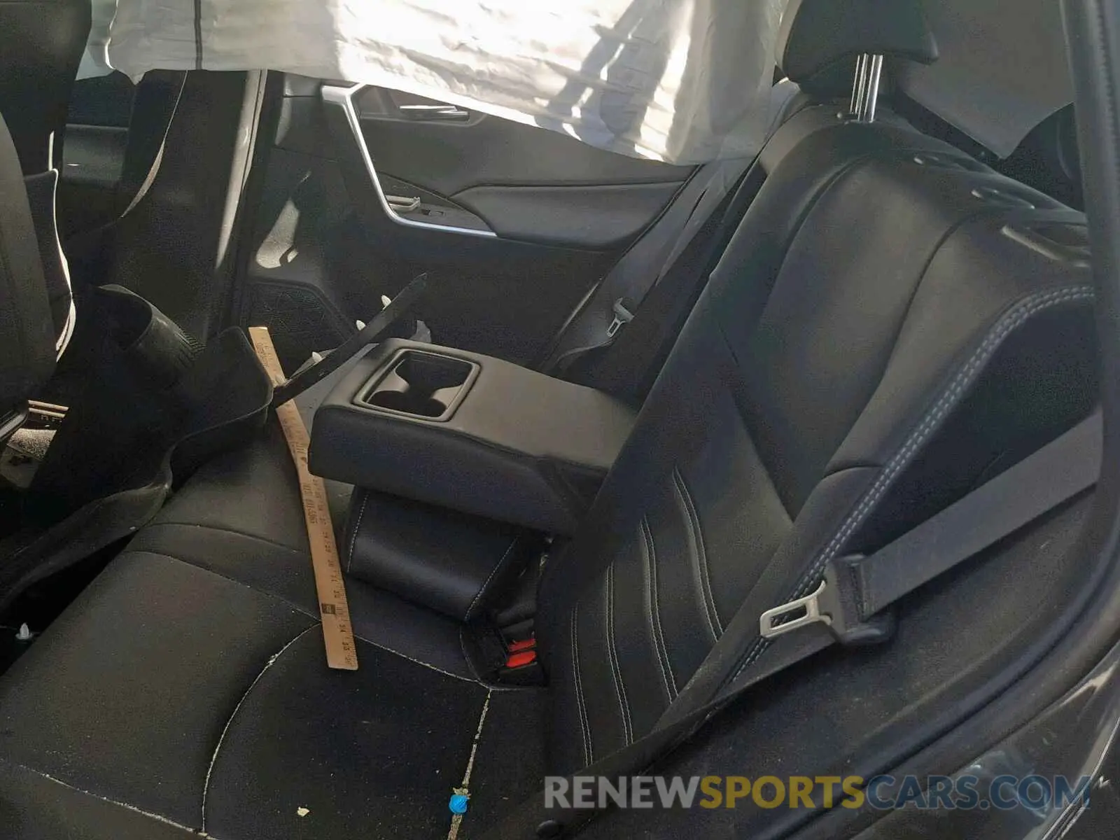 6 fotografías del automóvil dañado JTMA1RFV0KD026117 TOYOTA RAV4 XLE P 2019