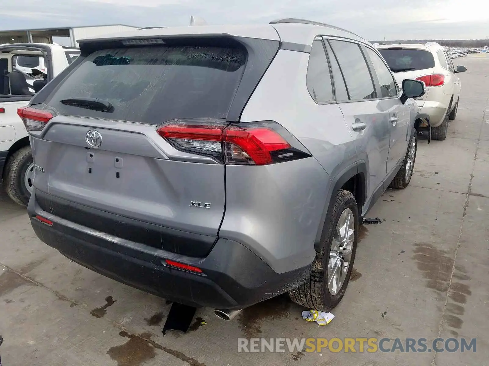4 fotografías del automóvil dañado JTMC1RFV1KD014762 TOYOTA RAV4 XLE P 2019