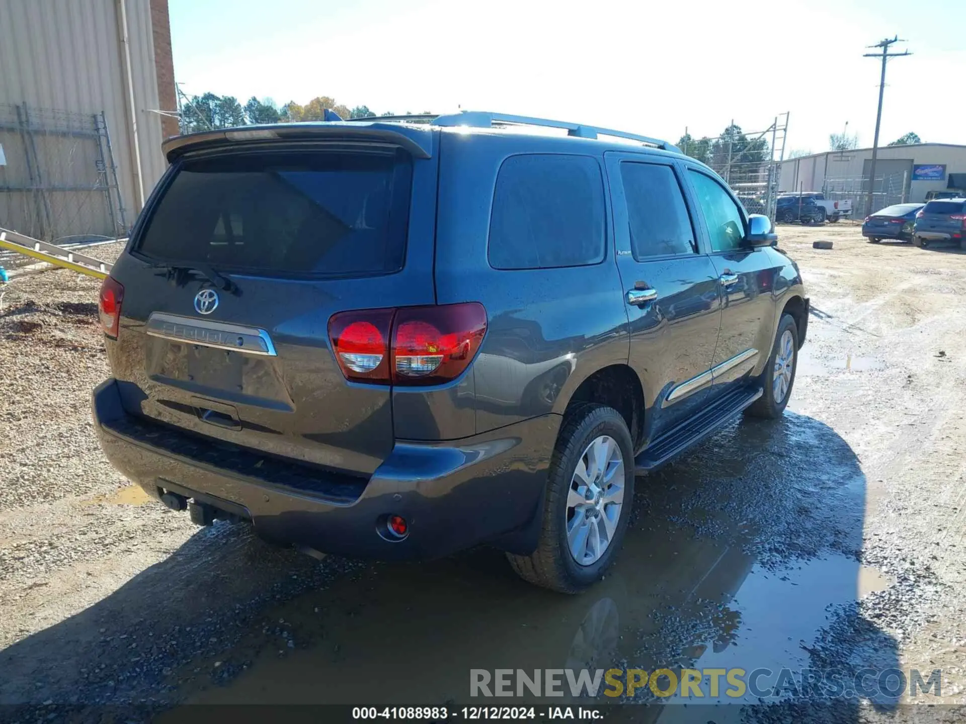 4 fotografías del automóvil dañado 5TDDY5G17KS167851 TOYOTA SEQUOIA 2019