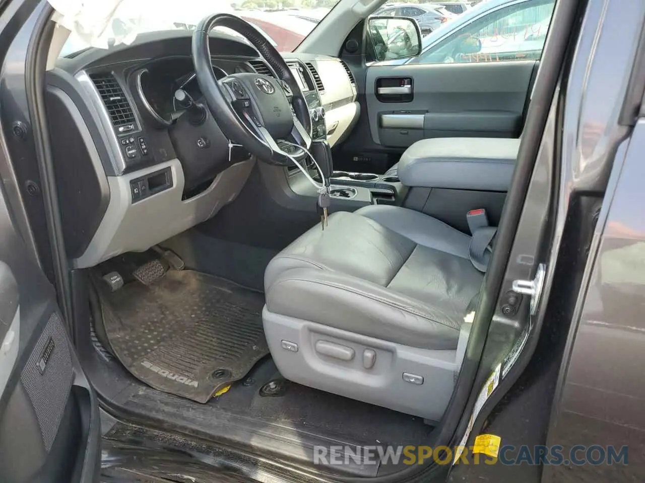 7 fotografías del automóvil dañado 5TDJY5G10KS173378 TOYOTA SEQUOIA 2019