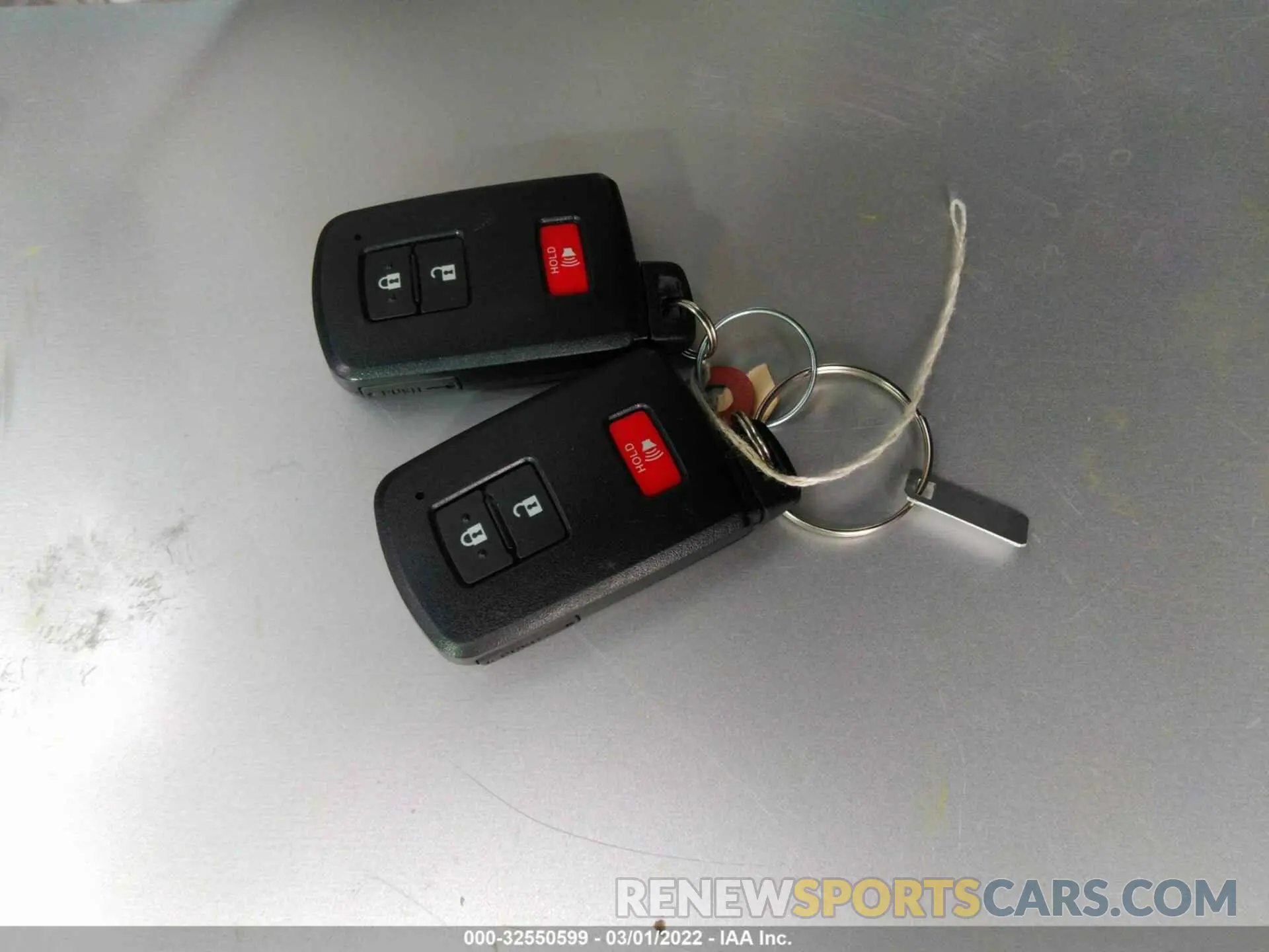 11 fotografías del automóvil dañado 5TDBY5G14LS180923 TOYOTA SEQUOIA 2020