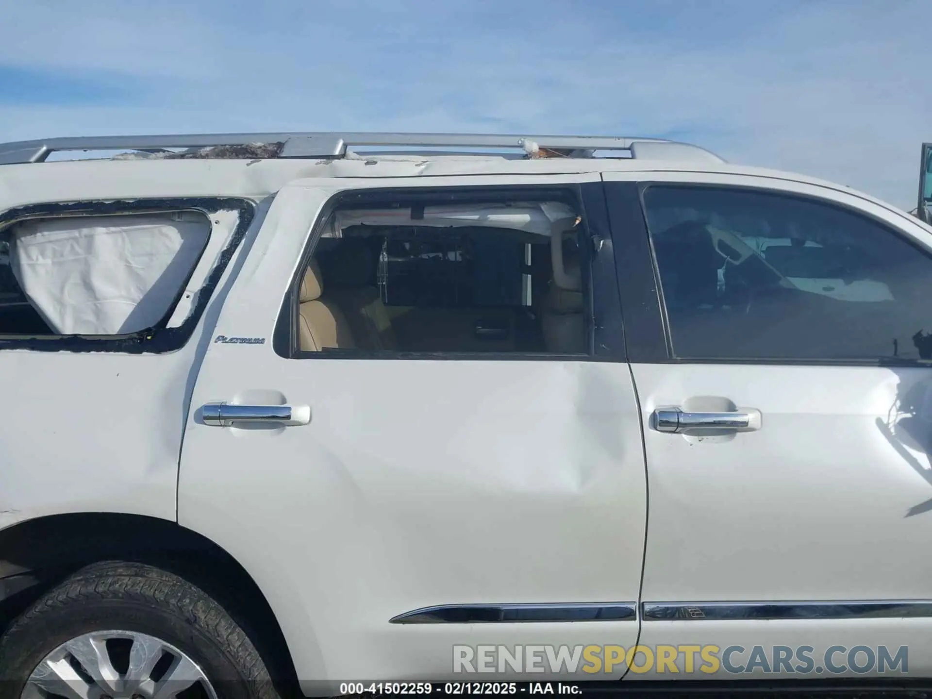 14 fotografías del automóvil dañado 5TDDY5G10LS175226 TOYOTA SEQUOIA 2020