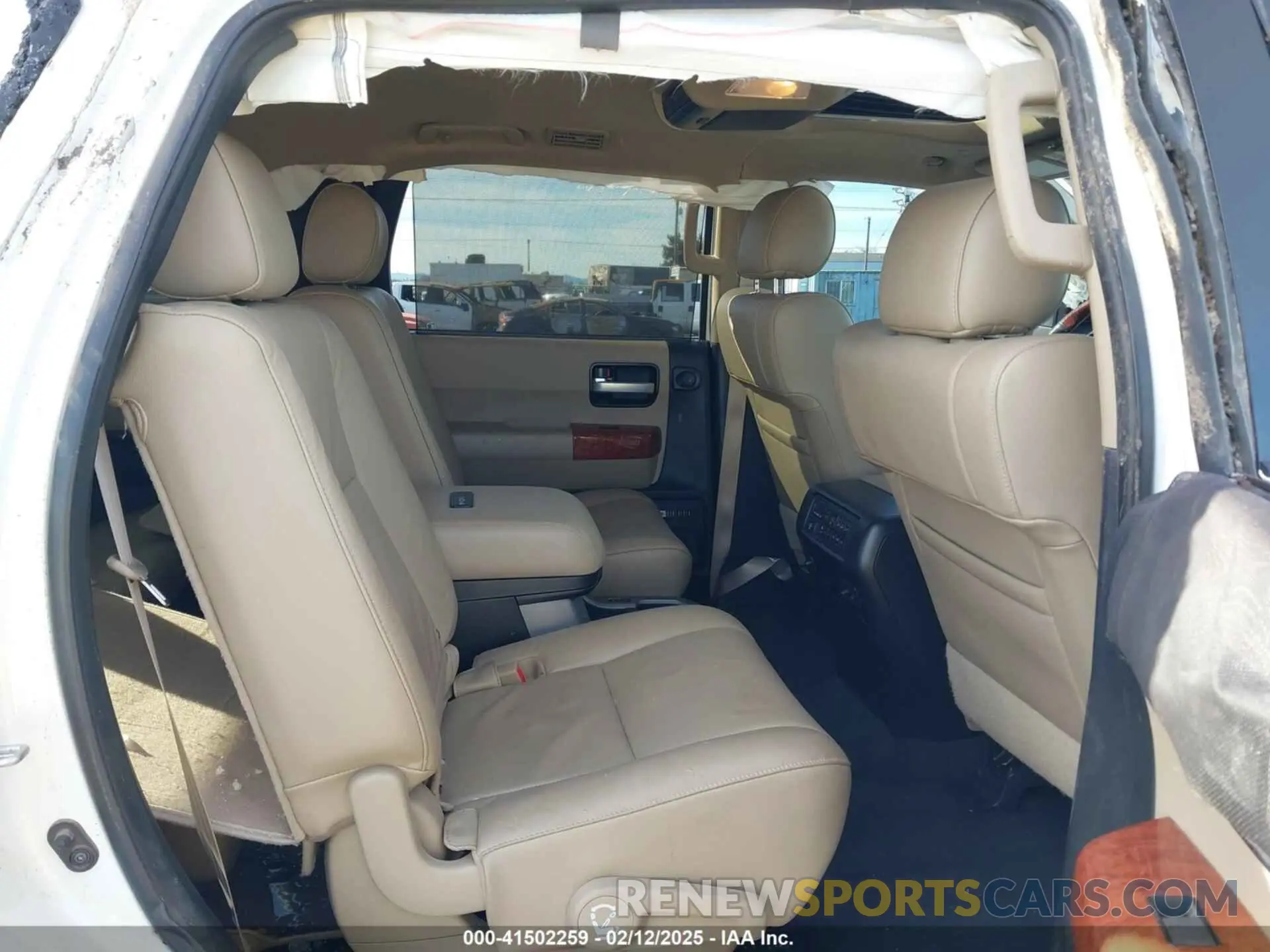 8 fotografías del automóvil dañado 5TDDY5G10LS175226 TOYOTA SEQUOIA 2020