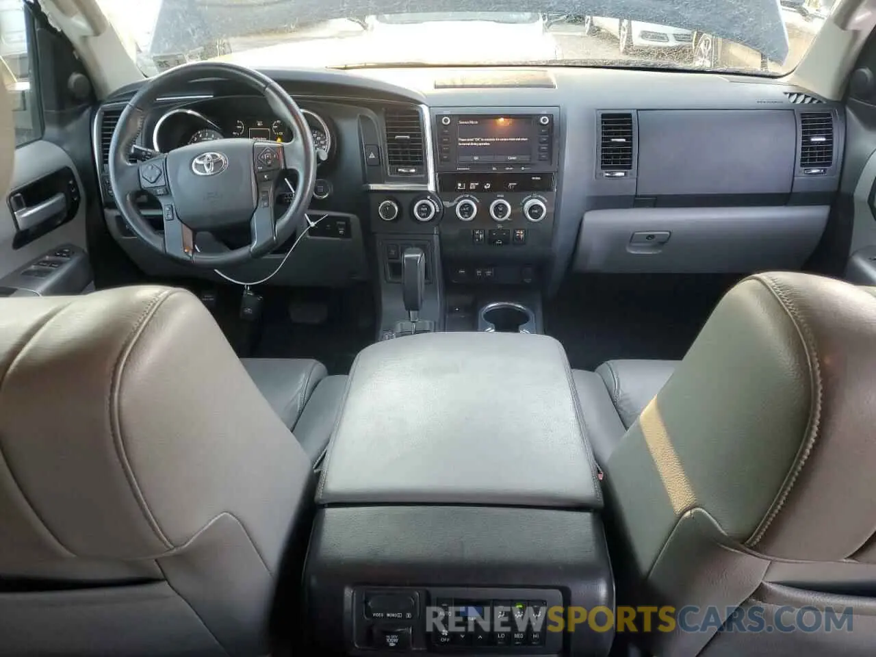 8 fotografías del automóvil dañado 5TDJY5G17LS180247 TOYOTA SEQUOIA 2020